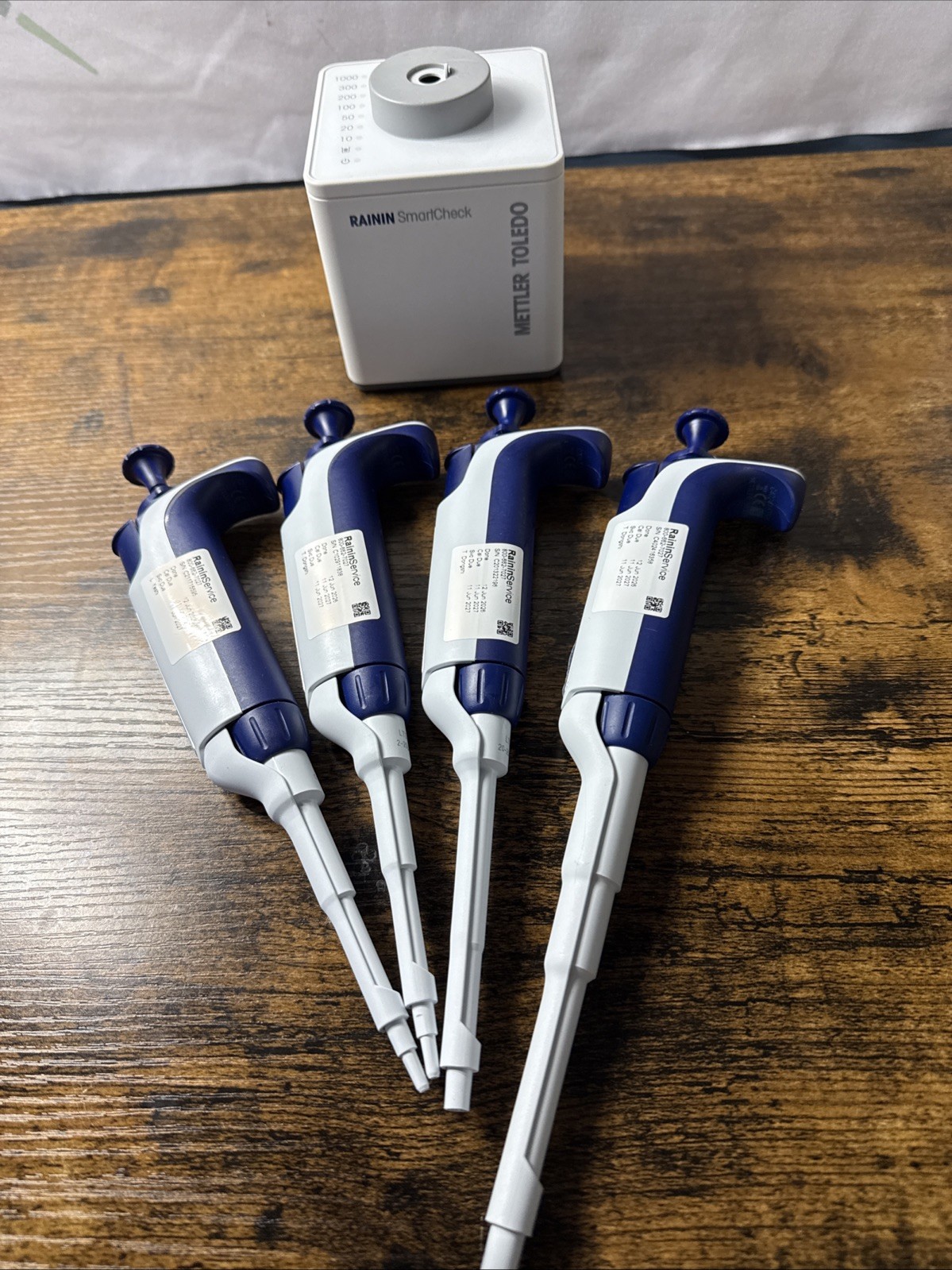 Rainin PipetLite  XLS LTS Pipette Set  L1000, 200, 20, & 2 Calibrated by Rainin