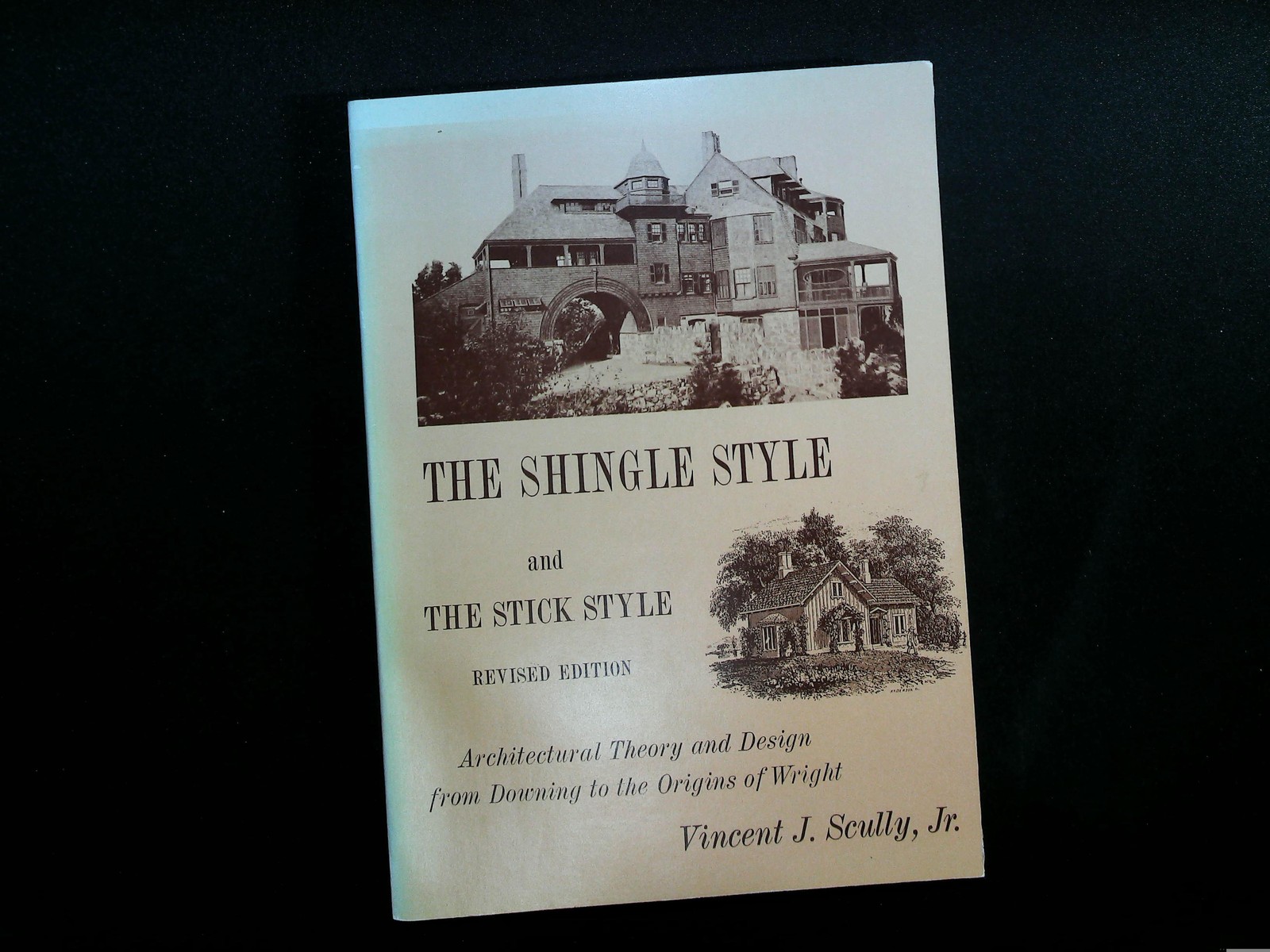 The Shingle Style and The Stick Style (Vincent Scully, Yale)