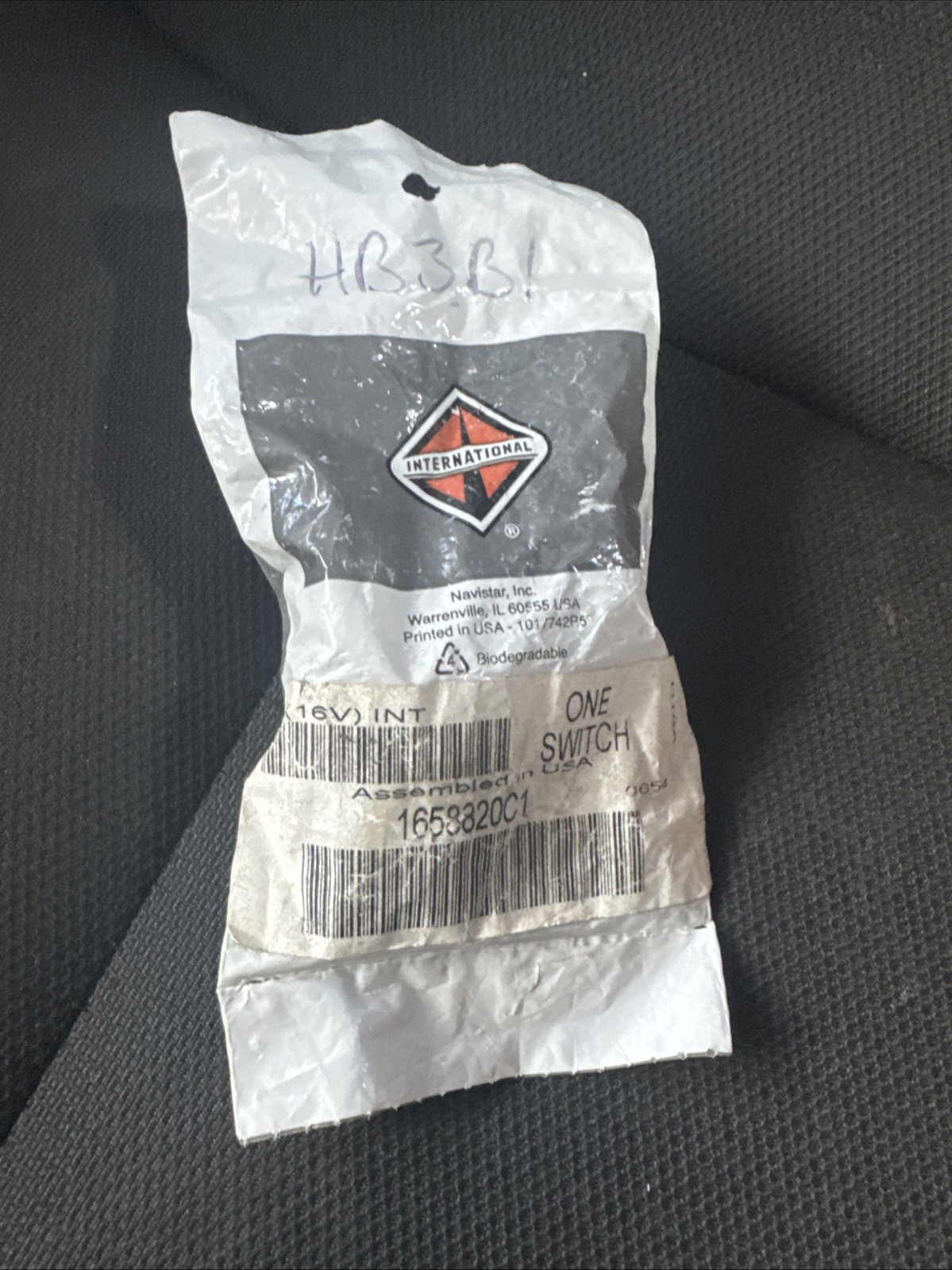 OEM International Navistar 1658820C1 Air Brake Pressure Switch