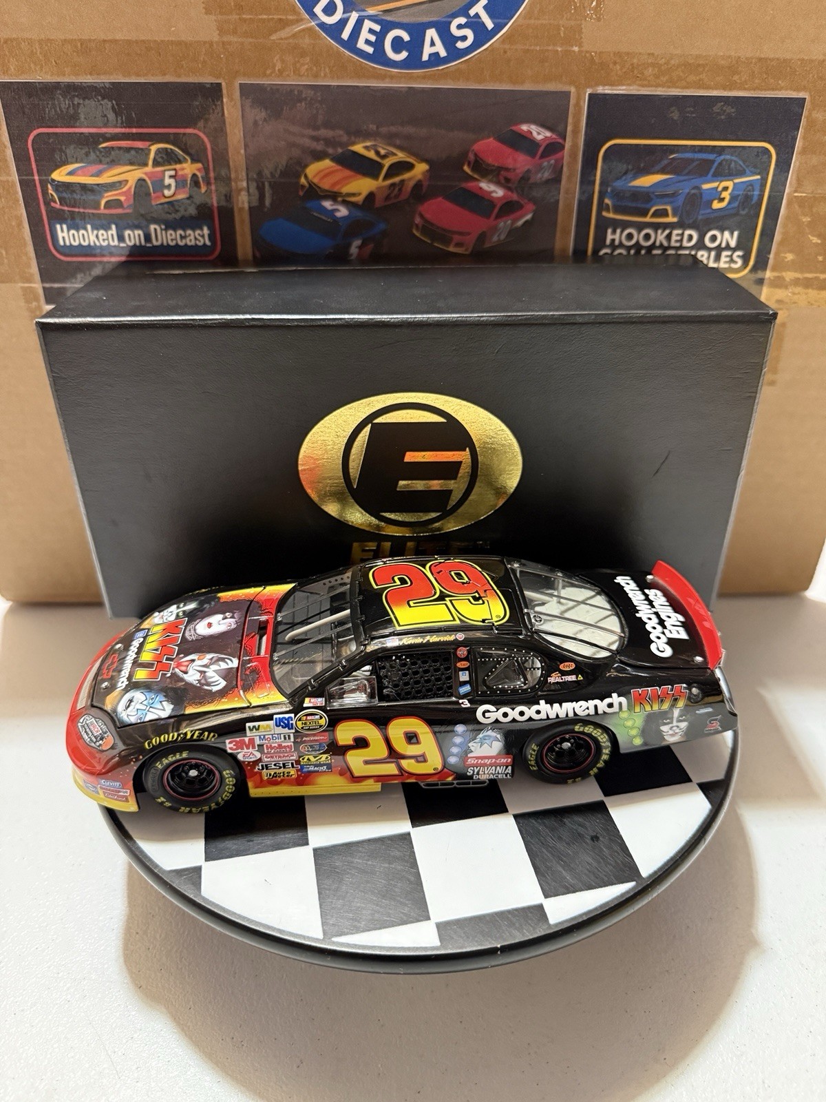 KEVIN HARVICK ELITE #29 GM GOODWRENCH KISS 2004 1/24 NASCAR DIECAST READ* KEVIN HARVICK ELITE #29 GM GOODWRENCH KISS 2004 1/24 NASCAR DIECAST READ*
