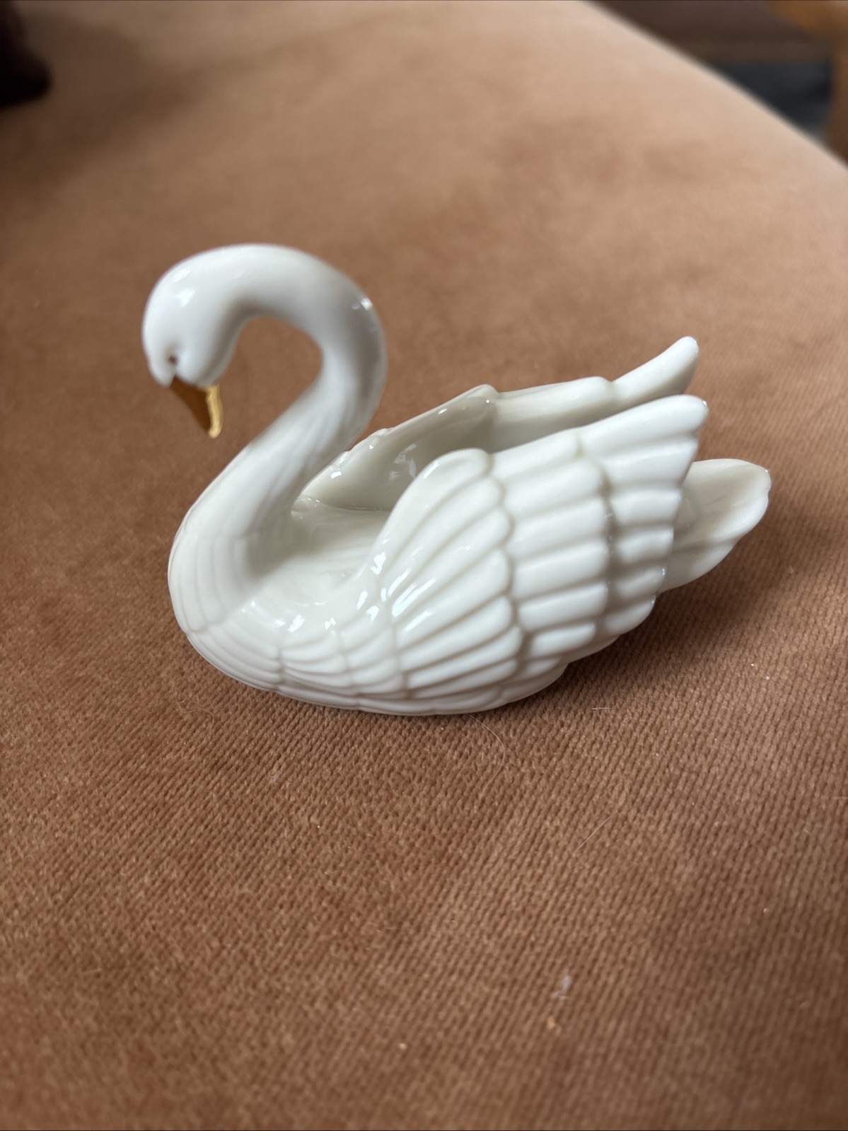 Lenox Ivory Porcelain Swan Place Card Holder 24K Gold Beak Wedding Decor
