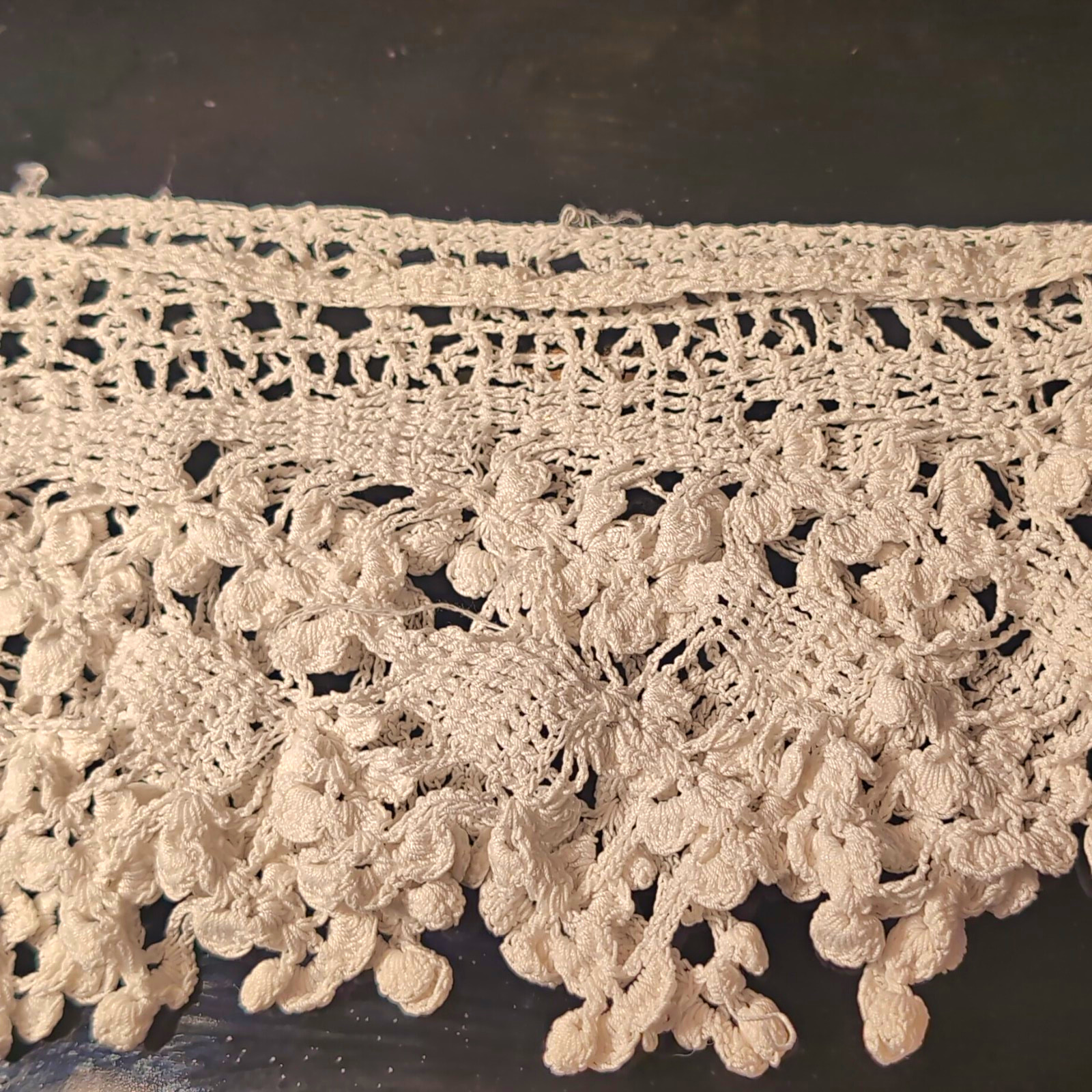Antique Handmade Irish Crochet Lace Trim Edging 43” Raised Floral Scalloped Vtg