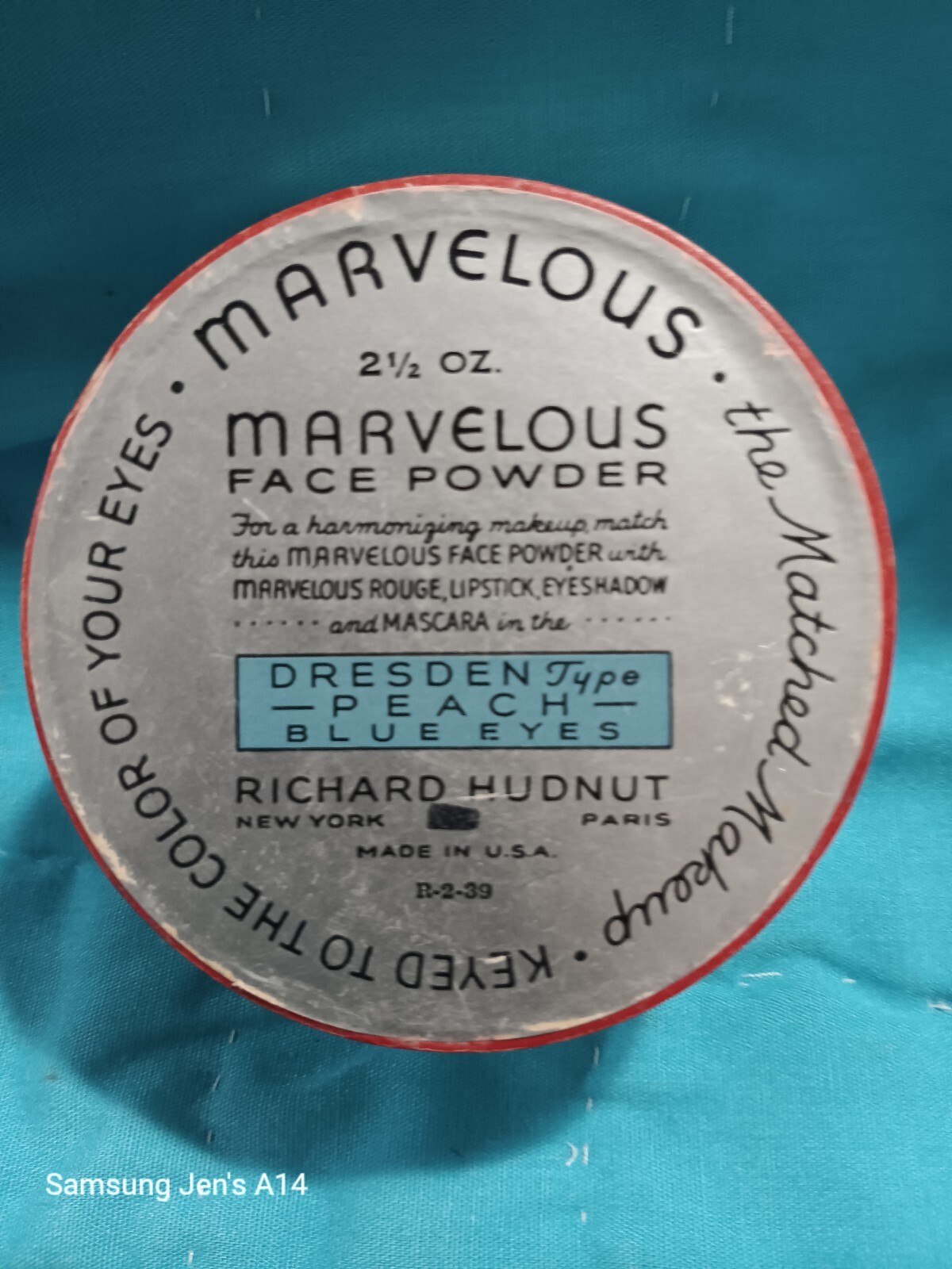 Vintage 1930s Marvelous Face Powder