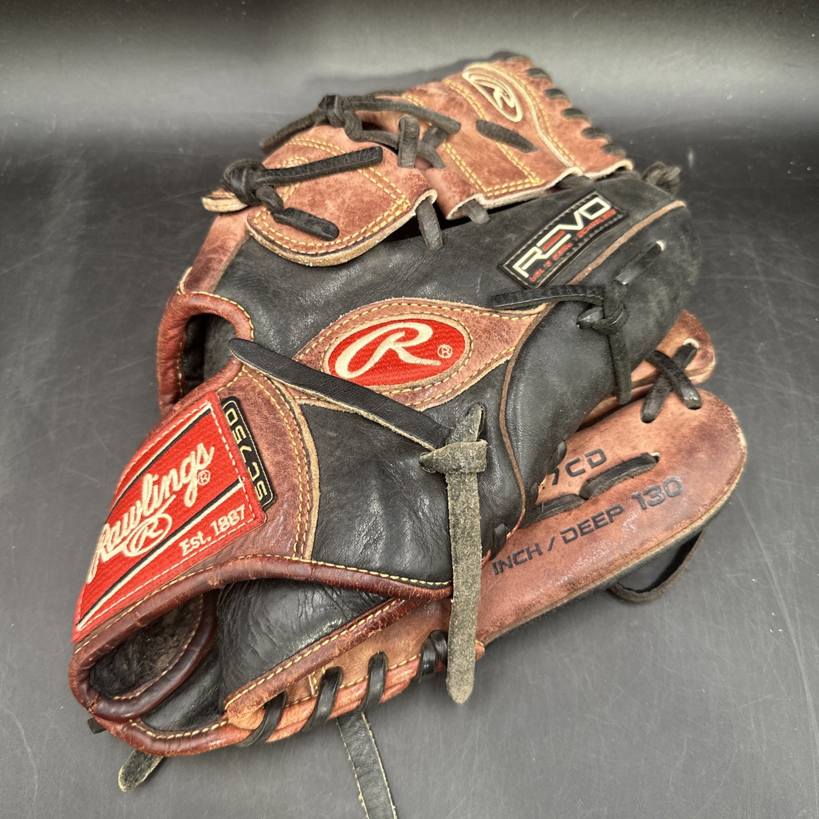 Vintage Rawlings SC750 (7SC117CD) 11.75” Deep 130 RHT Vintage Rawlings SC750 (7SC117CD) 11.75” Deep 130 RHT