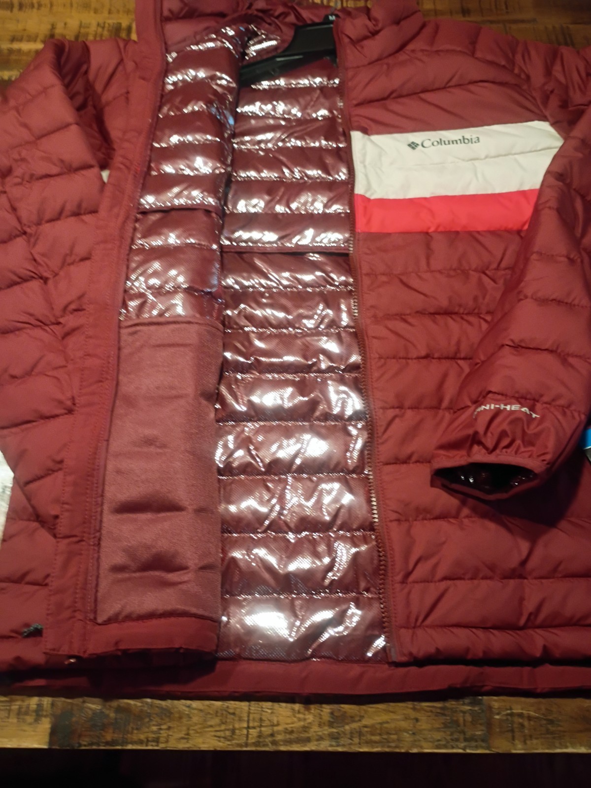 MENS Columbia White Out Omni Heat SILVER DOT Puffer Jacket NEW COLOR Sz Medium MENS Columbia White Out Omni Heat SILVER DOT Puffer Jacket NEW COLOR Sz Medium
