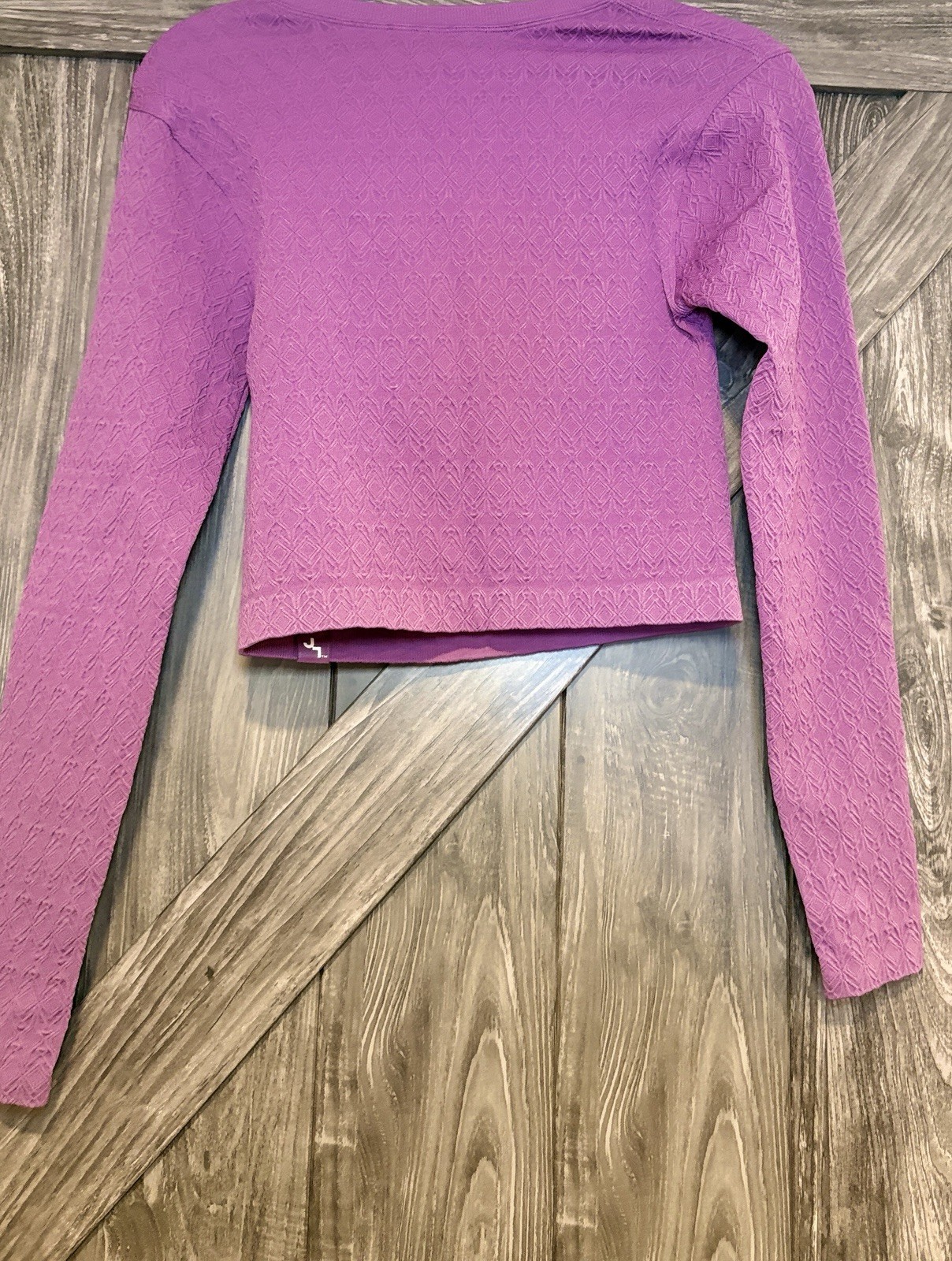 JoyLab Cropped Women\'s Sz L Long Sleeve Active Cutout Top Berry Purple Seamless