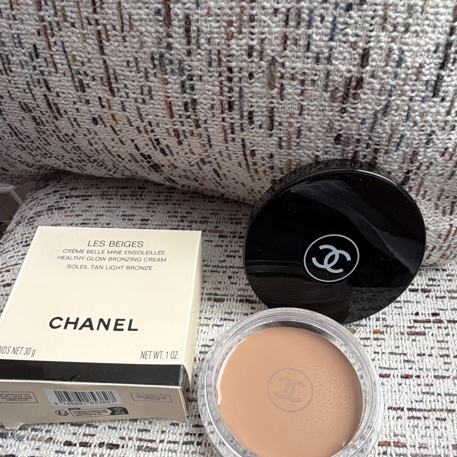 CHANEL LES BEIGES Bronzing Cream Soleil Tan Light Bronze 1 oz CHANEL LES BEIGES Bronzing Cream Soleil Tan Light Bronze 1 oz