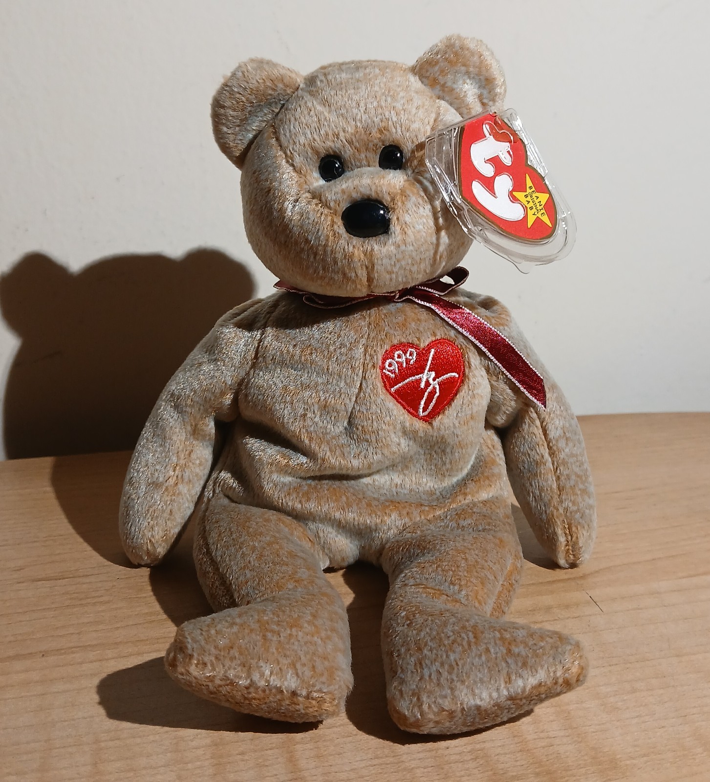 Ty Signature 1999 Bear Beanie Baby Retired NM Rare.