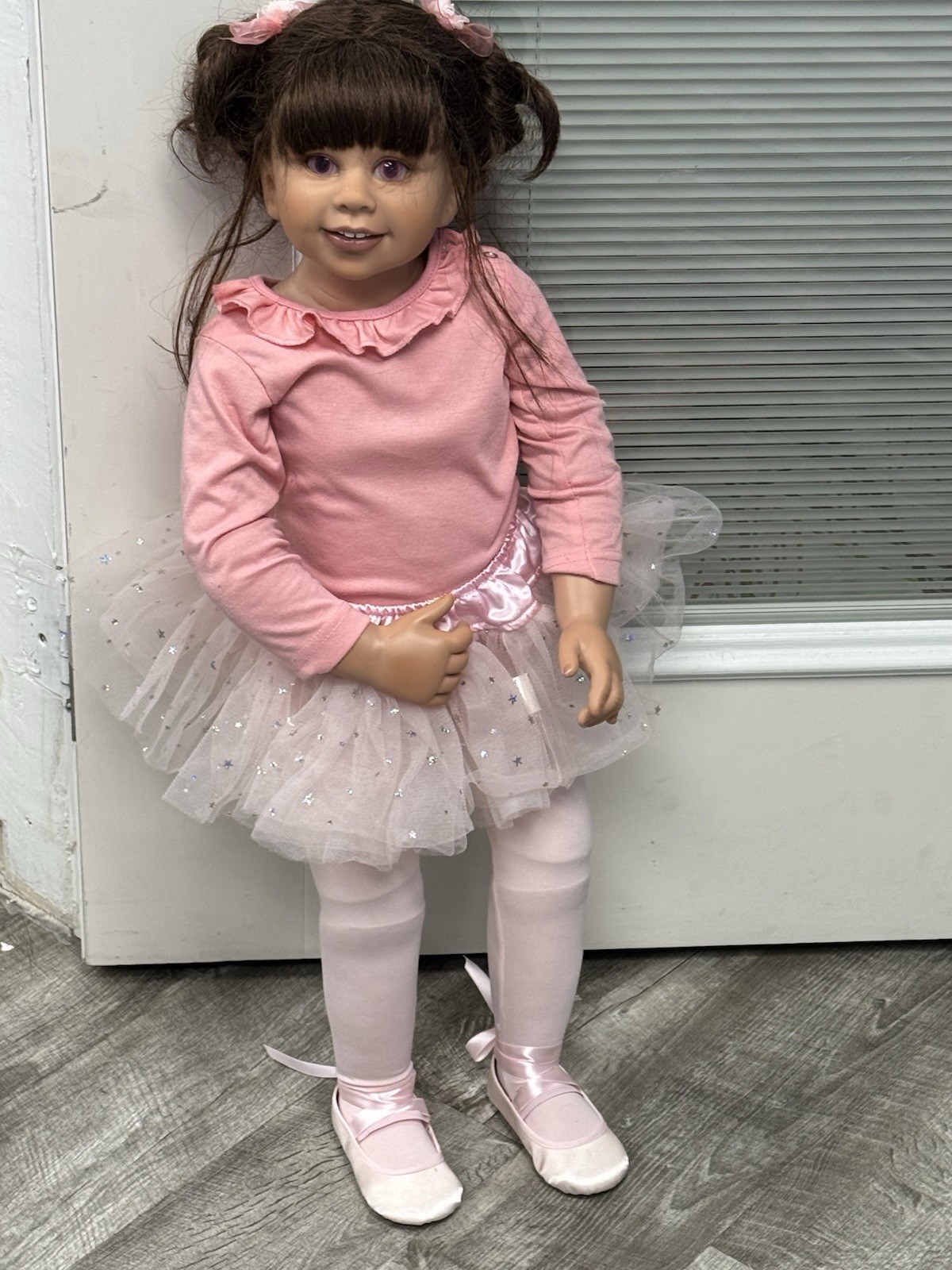 Ashton Drake Lara Lifelike Realistic Ballerina Girl Child Doll Ballet Tutu 31