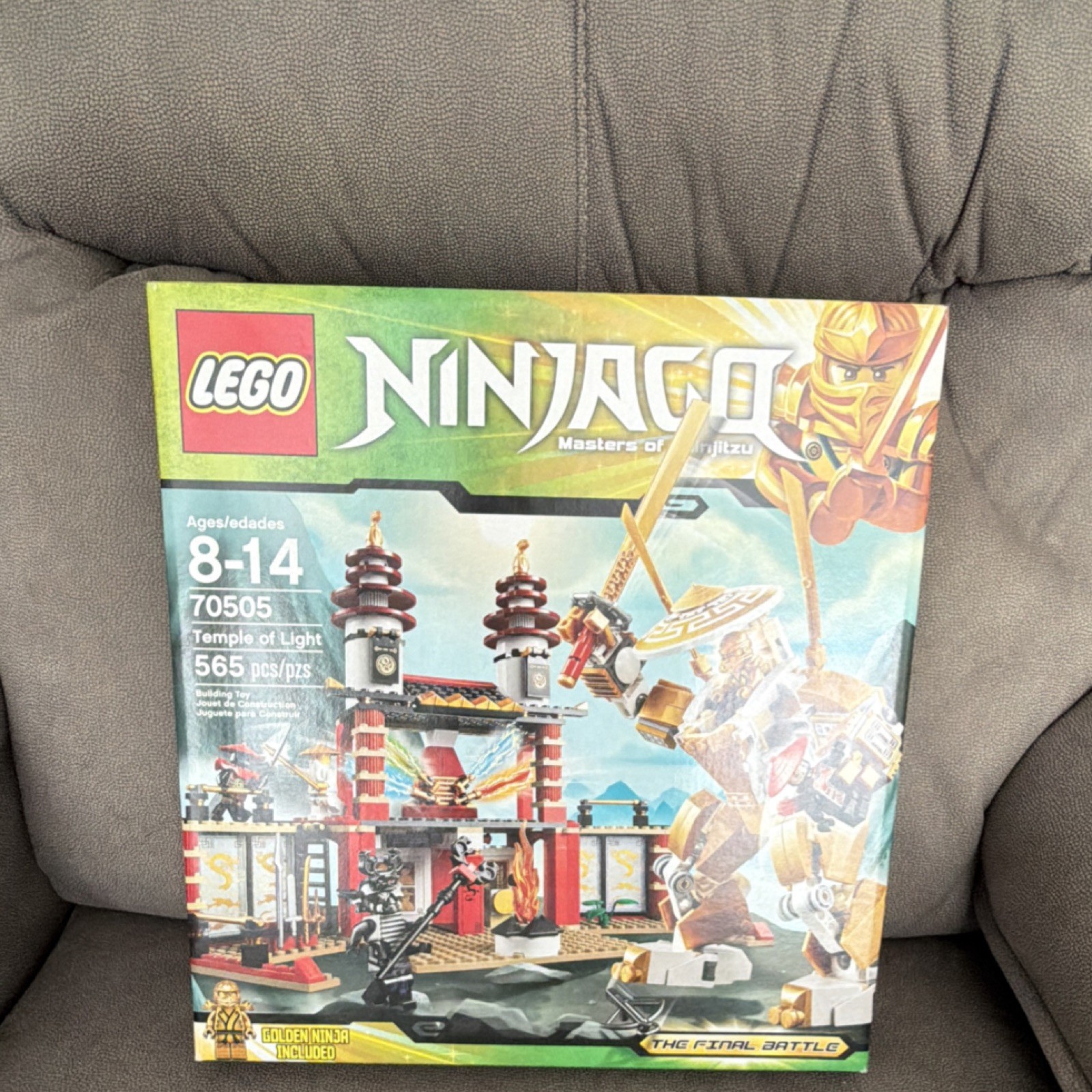 LEGO NINJAGO Masters of Spinjitzu Temple of Light 70505 565 pcs Golden Ninja
