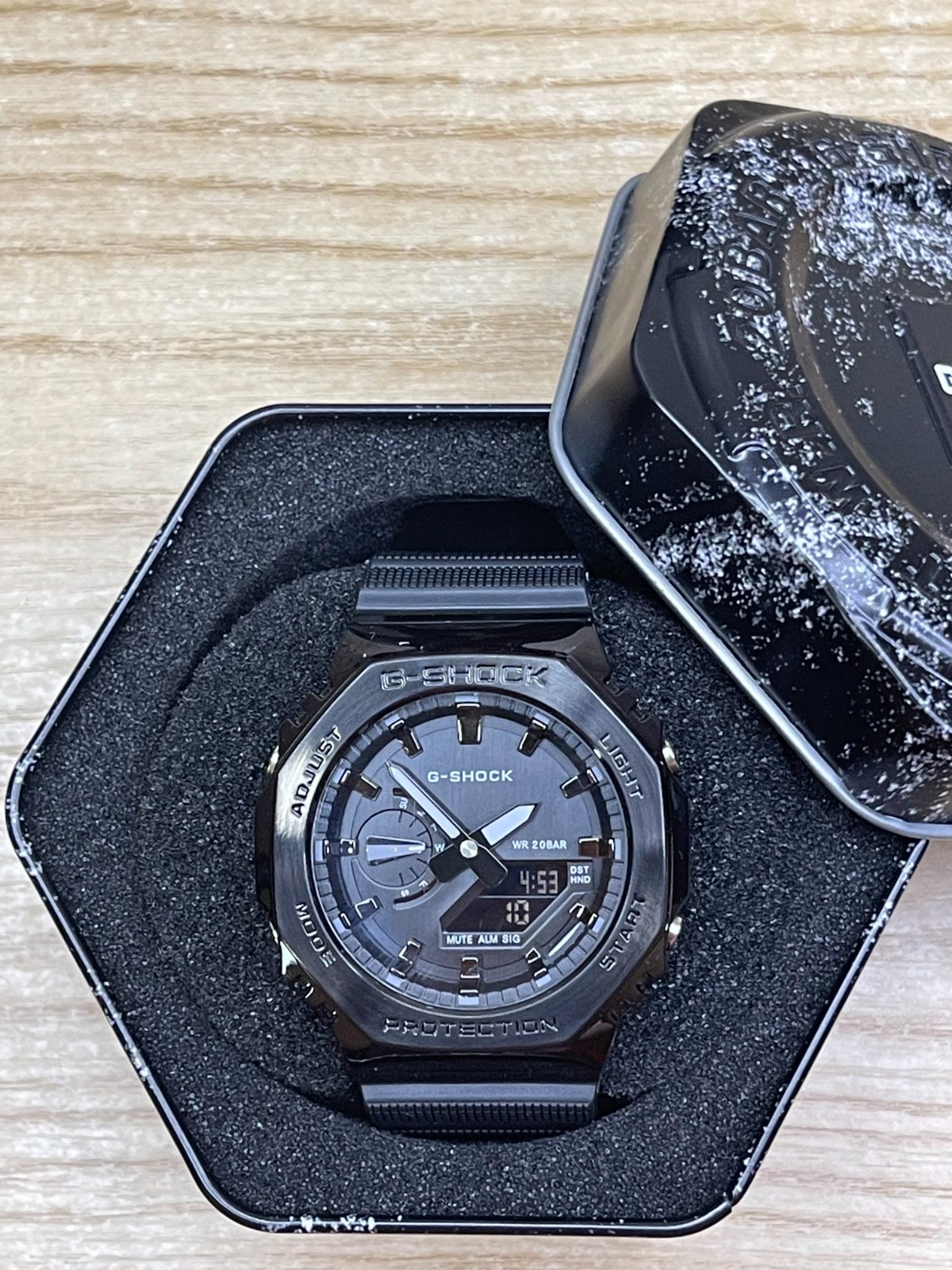 Casio CasiOak GM2100 Blackout Ninja Octagonal Metal Case Men’s Watch Boxed