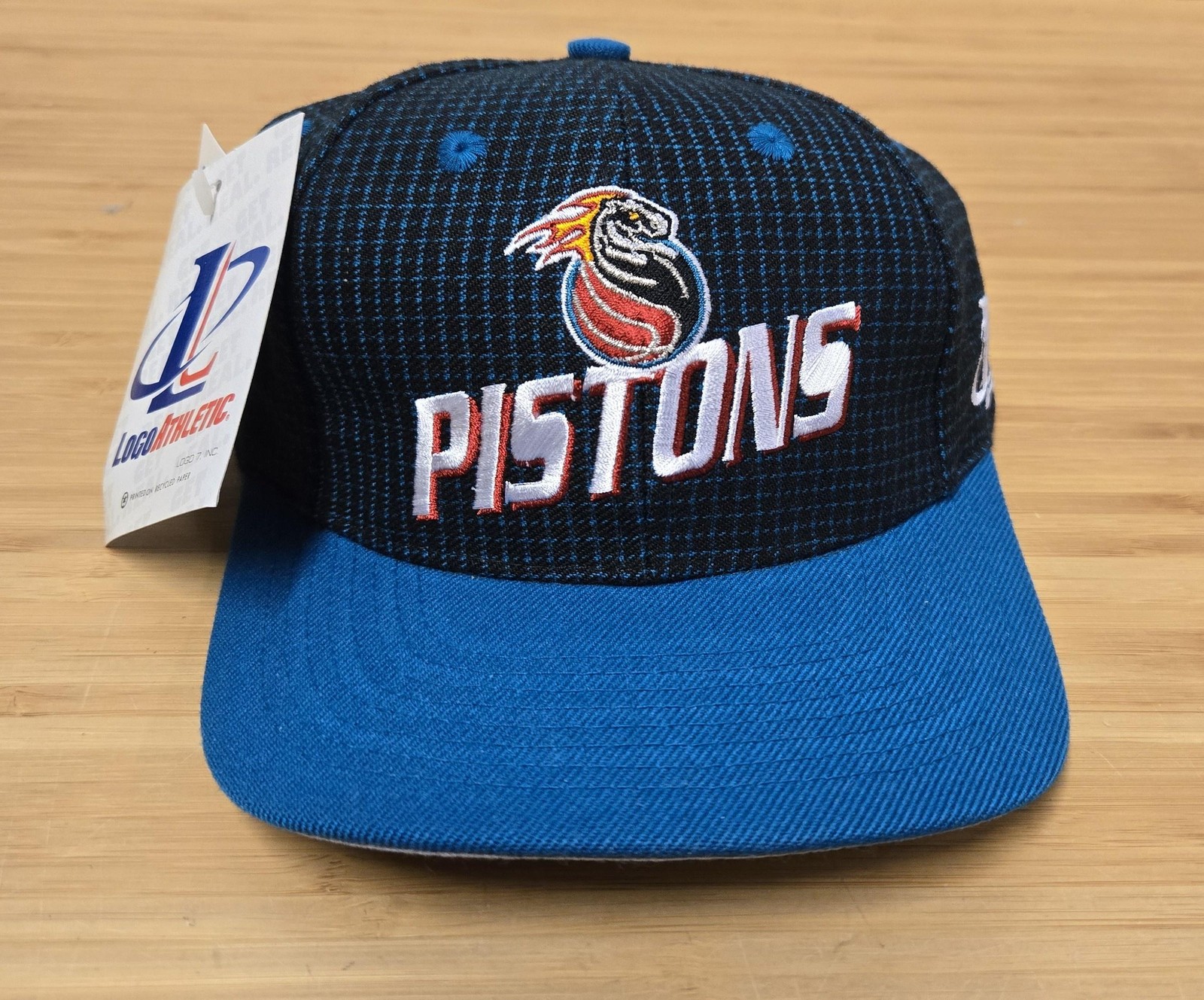 Vintage Detroit Pistons Hat Cap Snap Back Mens NBA Basketball Logo Athletic