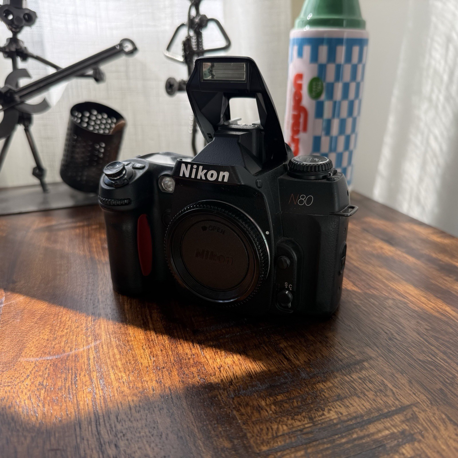 Nikon N80 35mm Film SLR Camera Body – Tested & Working – Nikon F Mount