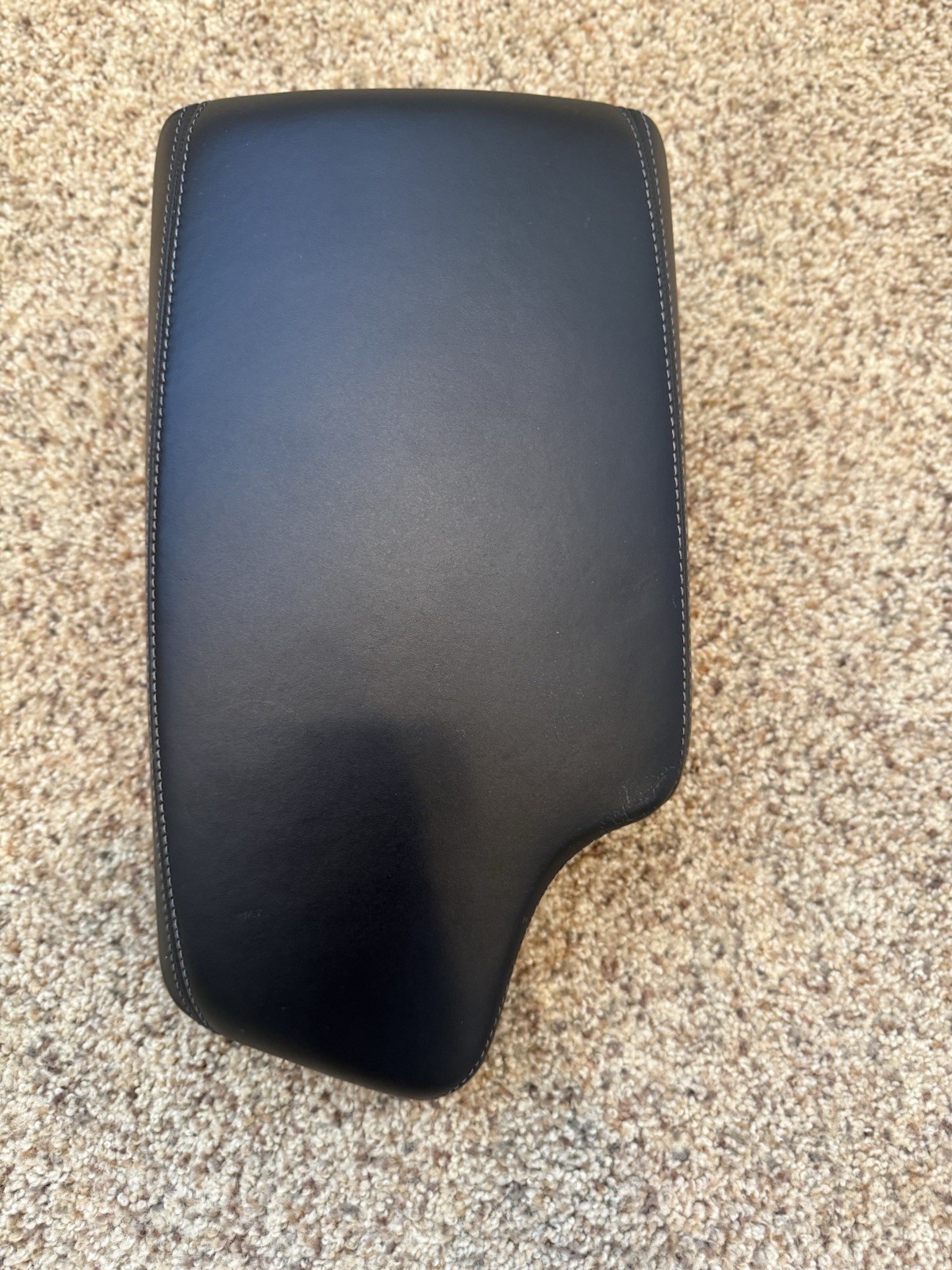 15-20 BMW F80 F82 M3 M4 Center Console Armrest Arm Rest