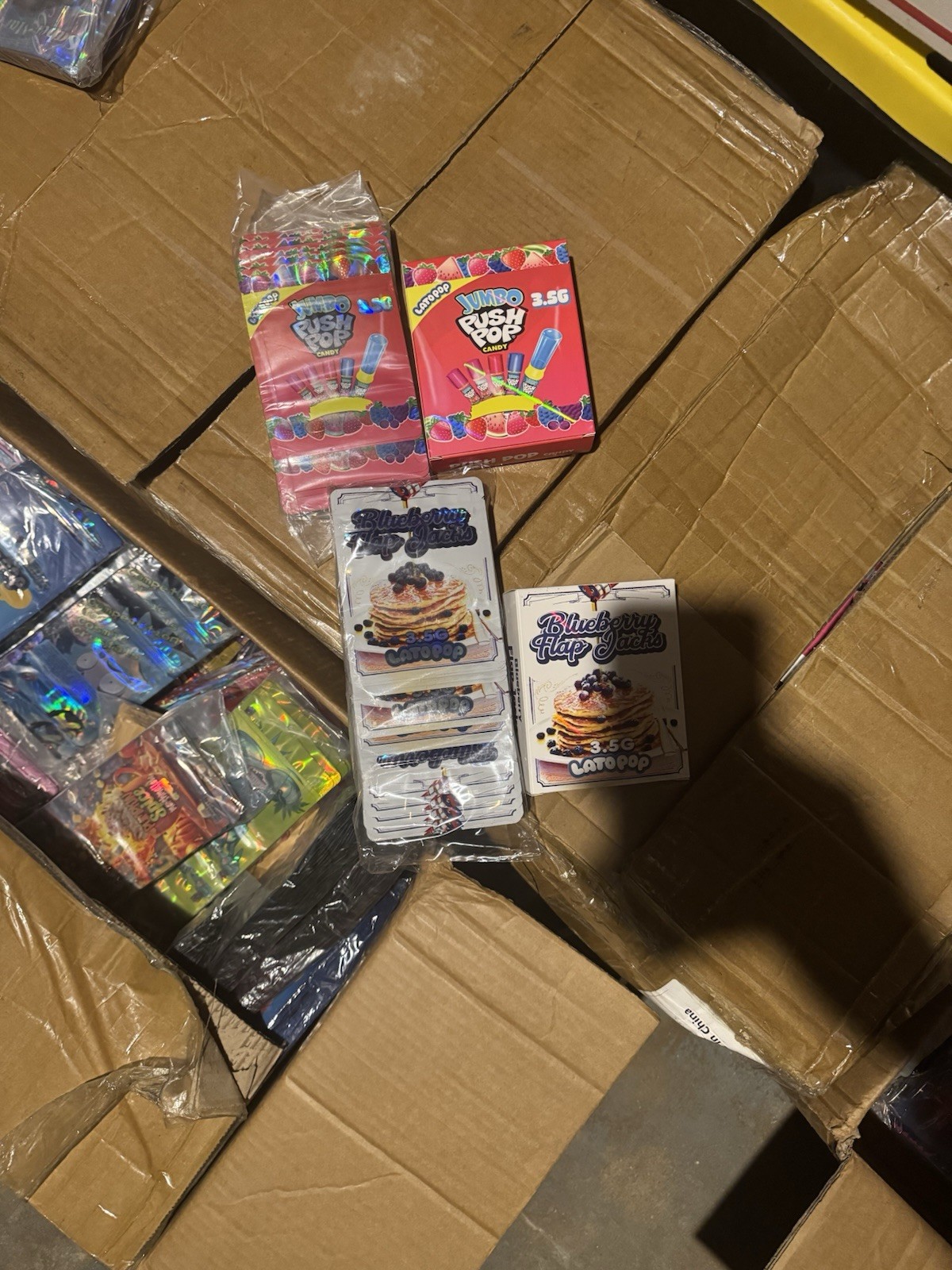 Mylar Bags 3.5g with box multiple designs 50 bags + 50 box 