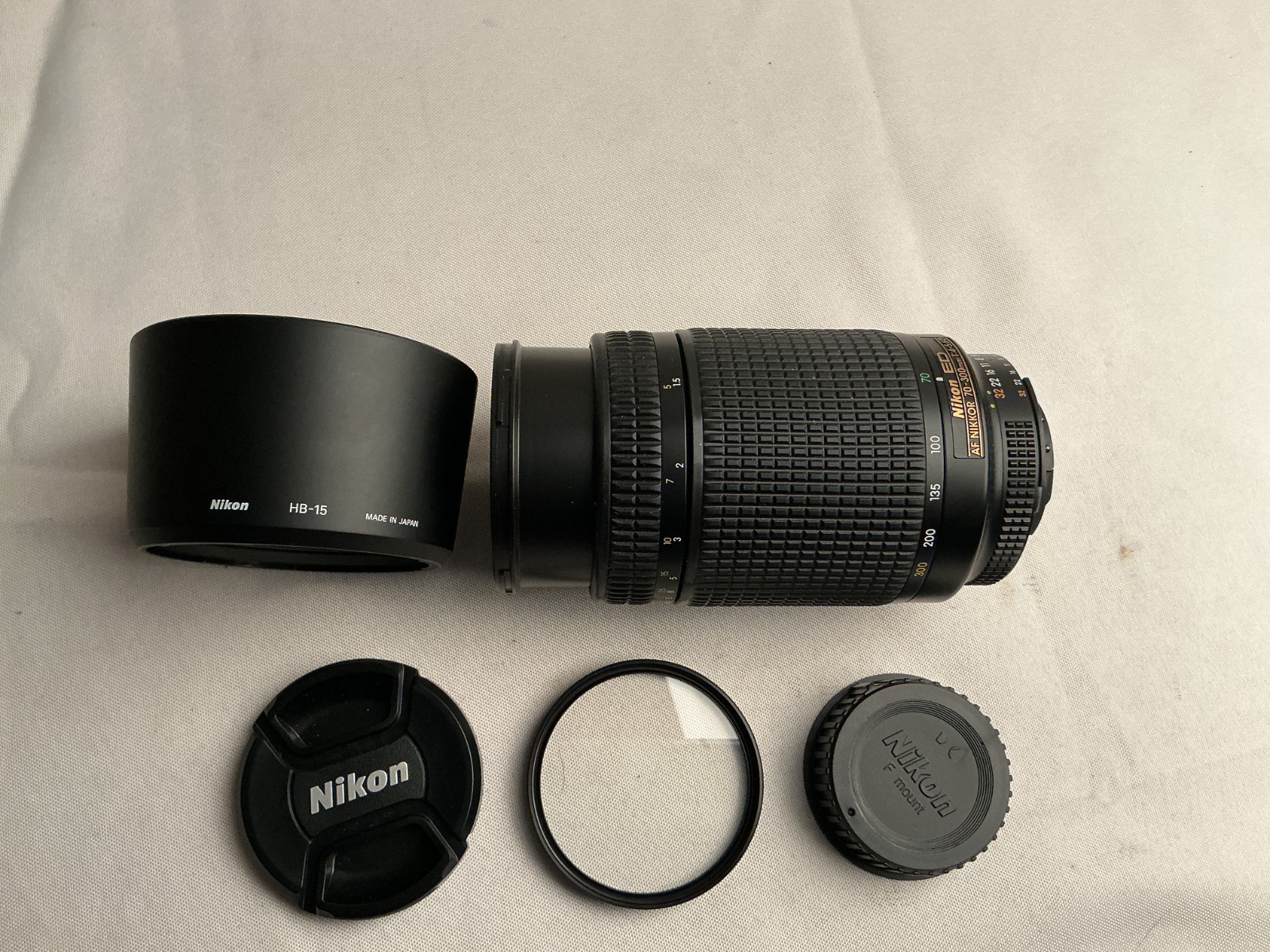 Nikon Nikkor 70-300mm ED D AF Zoom lens +extras Nikon Nikkor 70-300mm ED D AF Zoom lens +extras