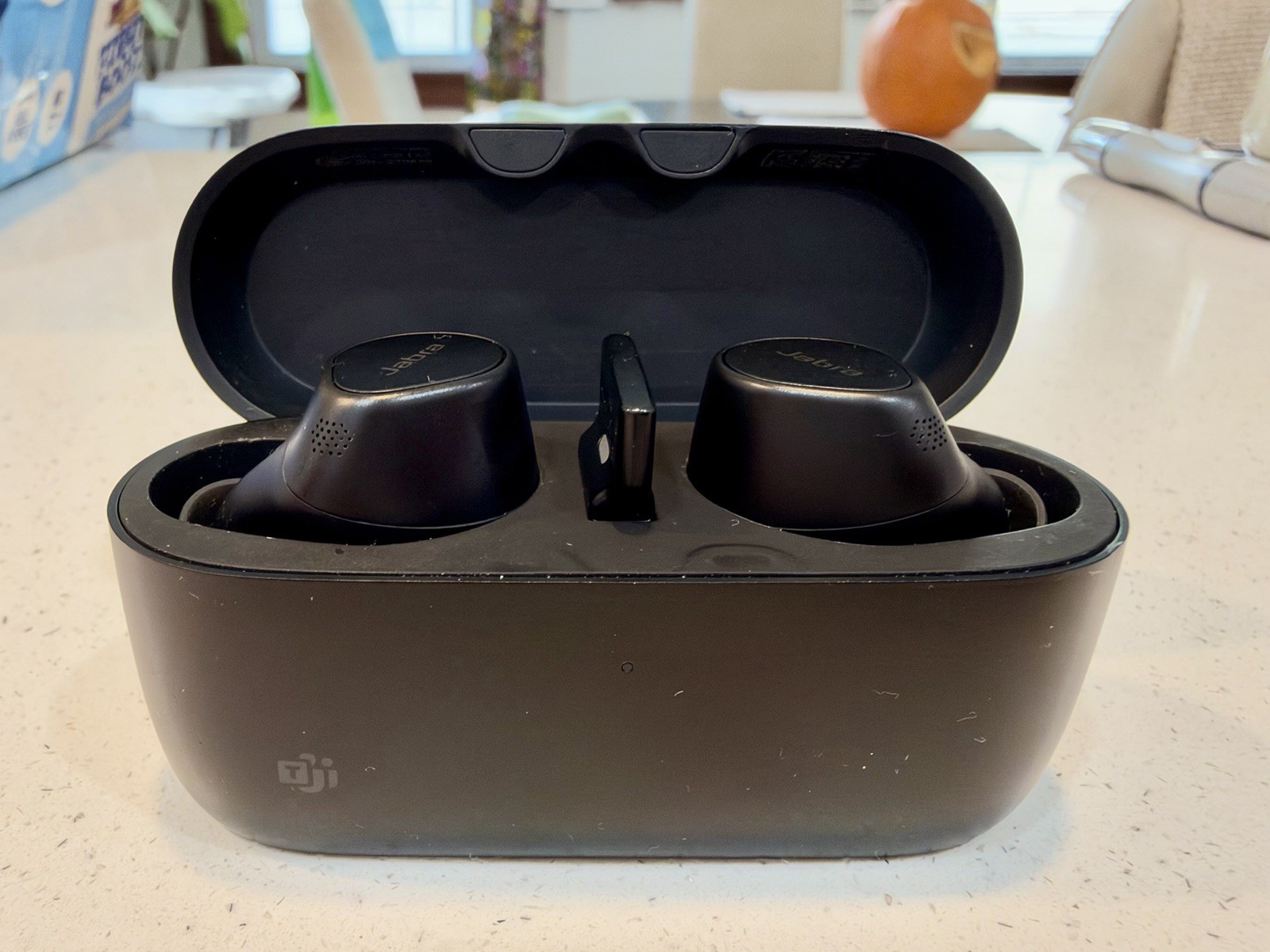 Jabra Evolve2 In-Ear Earbuds w/ Charging Case Black