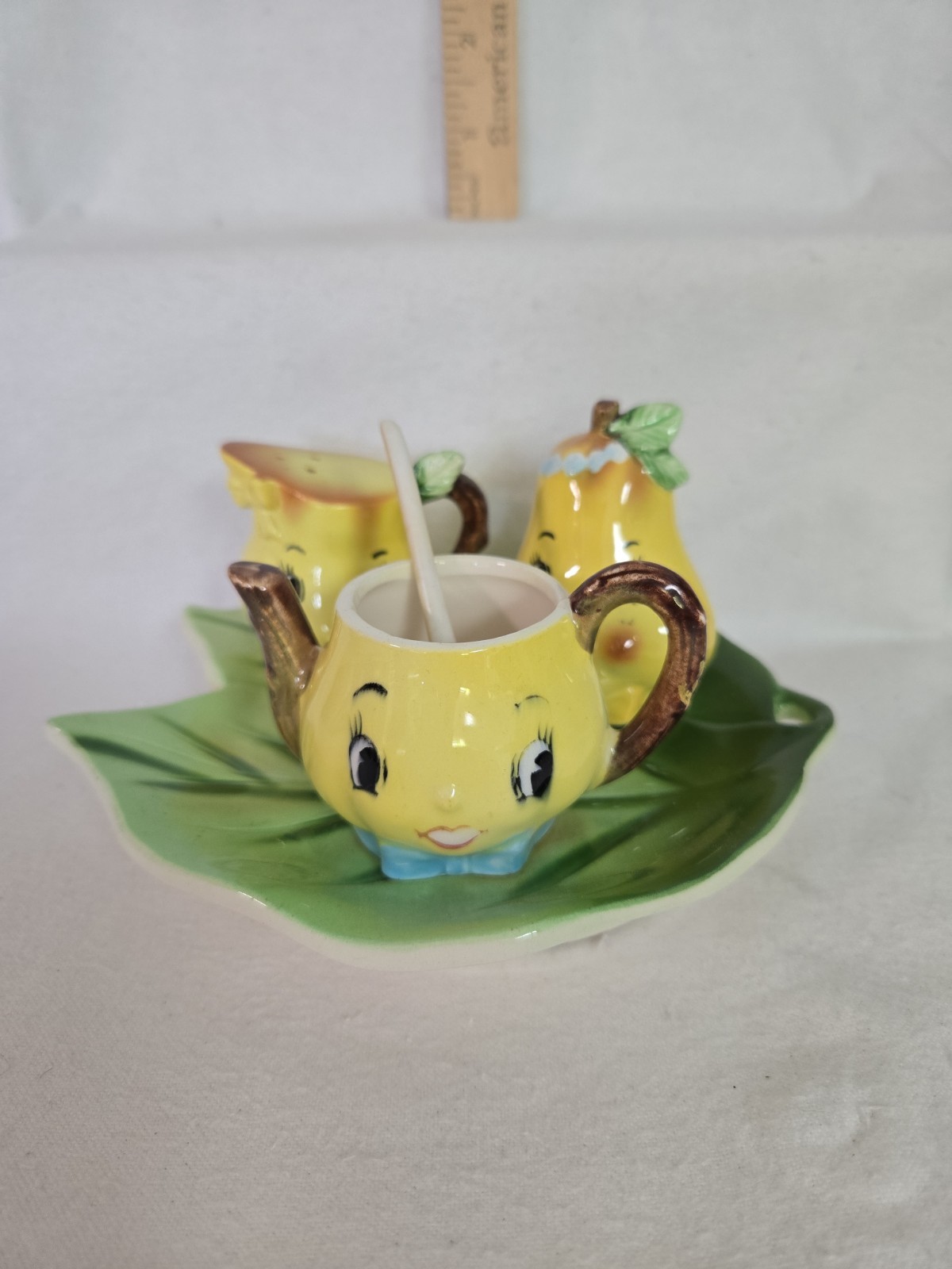 Vtg Anthropomorphic PY/Napco Yellow Salt & Pepper Shaker Mustard Condiment Set Vtg Anthropomorphic PY/Napco Yellow Salt & Pepper Shaker Mustard Condiment Set