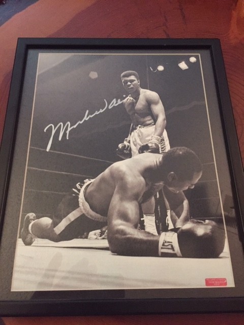 Boxing Muhammad Ali vs. Zora Folley 1967 Autographed. Boxing Muhammad Ali vs. Zora Folley 1967 Autographed.