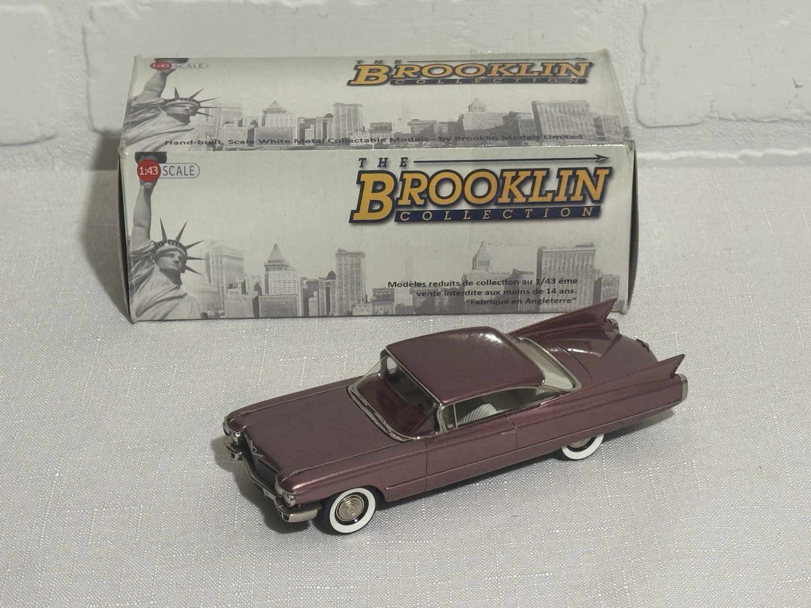 1/43 Brooklin Models 1960 Cadillac Series 62 Coupe Siena Rose Metallic BRK. 207