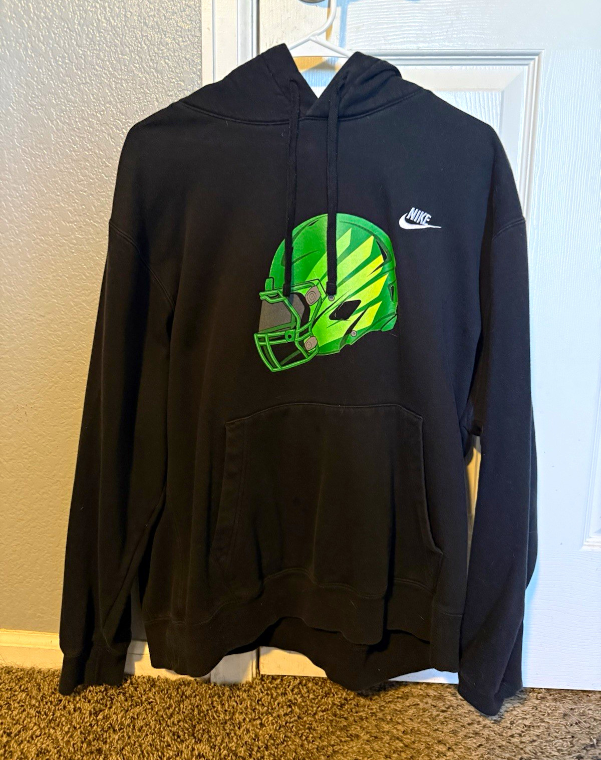 Nike Oregon Ducks player exclusive helmet hoodie. Size xl Nike Oregon Ducks player exclusive helmet hoodie. Size xl