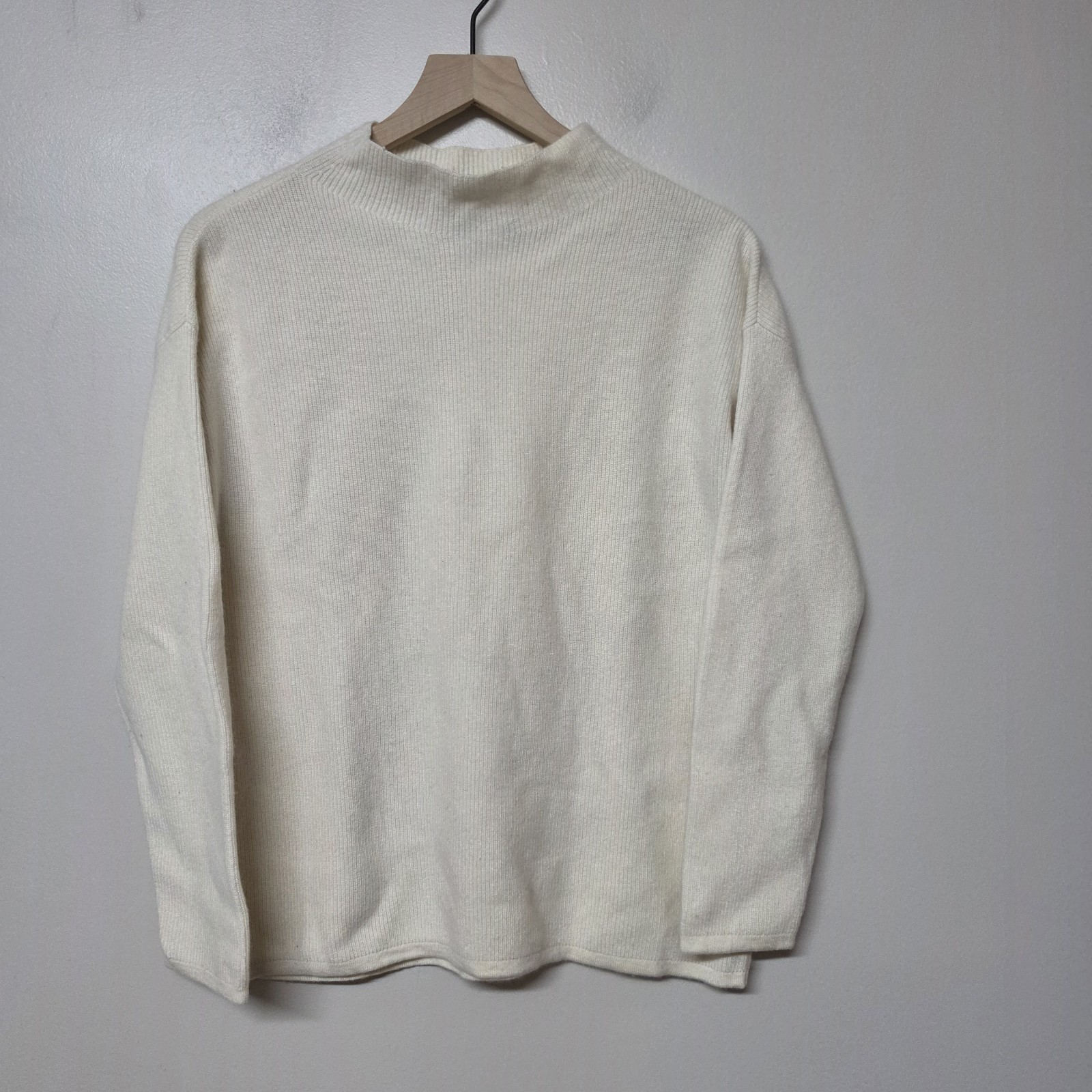 Theory Funnel Oversized Soft Cashmere Sweater Women M Ivory Mock Neck L0716737
