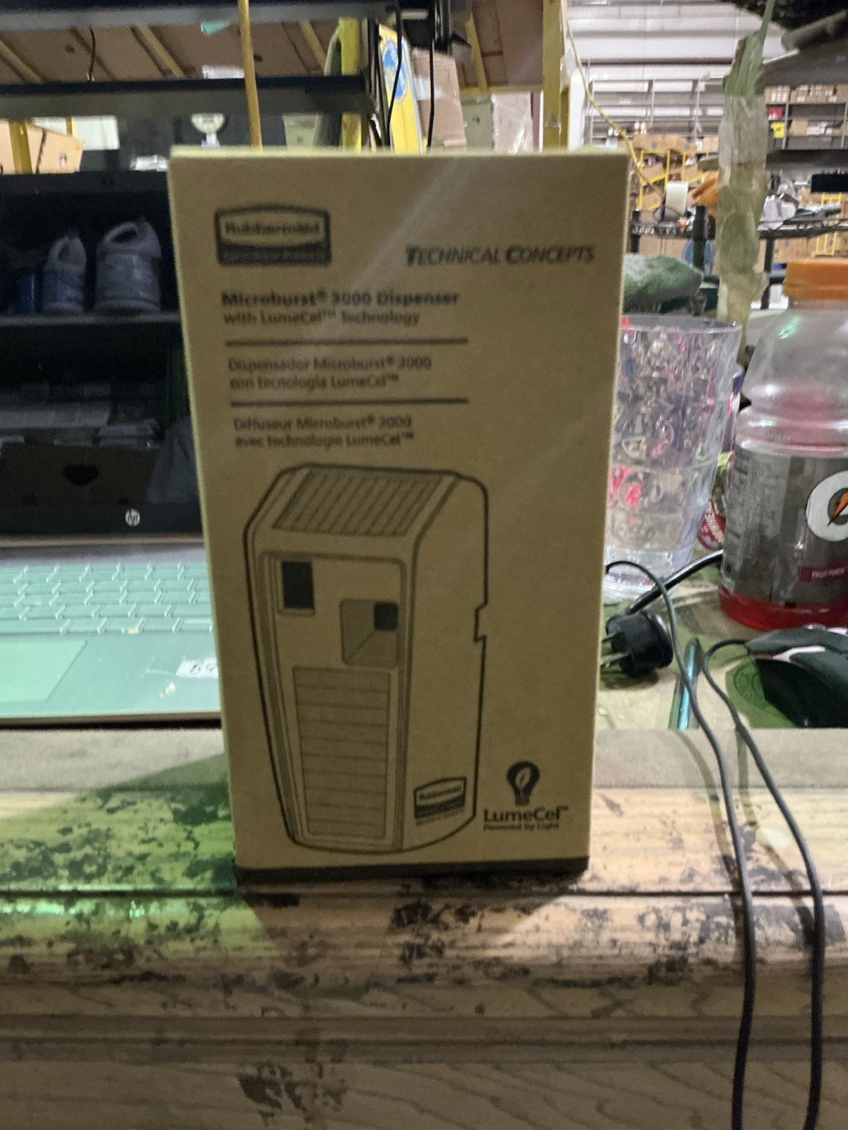 Rubbermaid Commercial Microburst 3000 Aerosol Odor Control LCD Dispenser, White