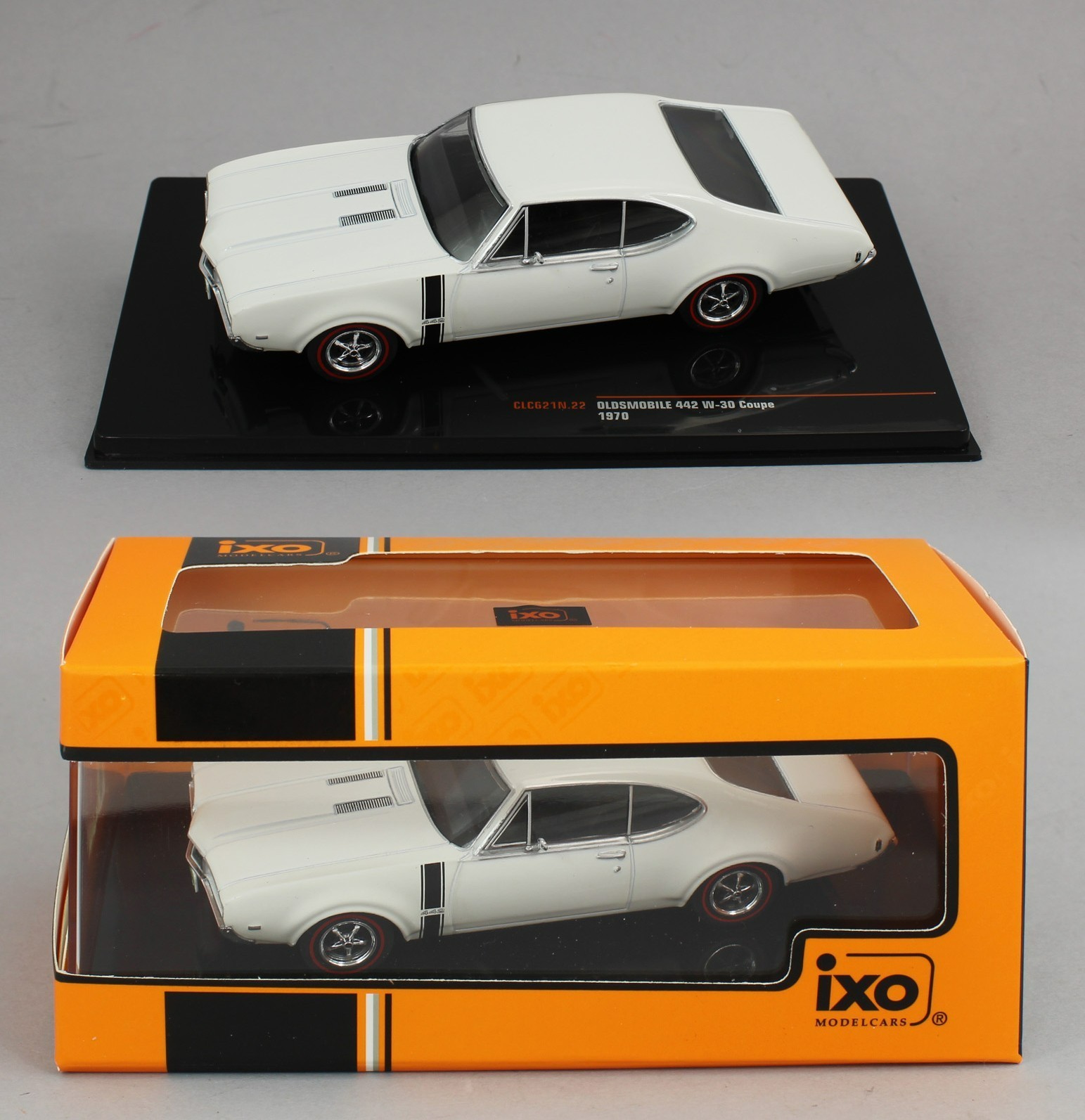 1:43 IXO Models *WHITE* 1970 Oldsmobile 442 W-30 *DIECAST* NIB 1:43 IXO Models *WHITE* 1970 Oldsmobile 442 W-30 *DIECAST* NIB
