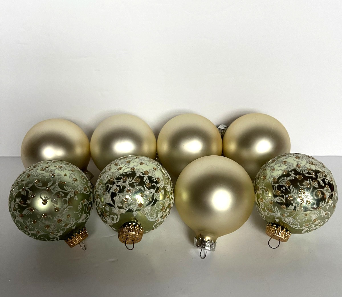 Assorted Christmas ornaments round solid and print design ivory/green 8 pc