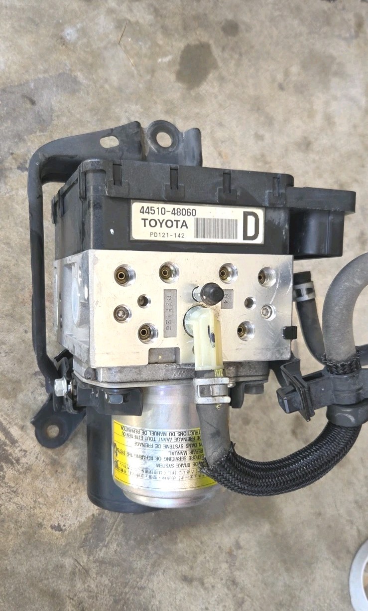 For 2006-2008Toyota Highlander Hybrid 06-08 Rx 400H ABS Brake Pump Module Oem.