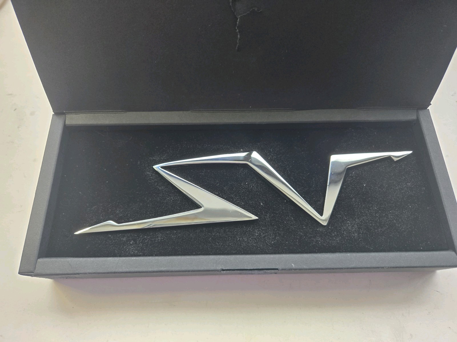 470853743 OEM GENUINE Lamborghini Aventador SV Rear Badge Chrome