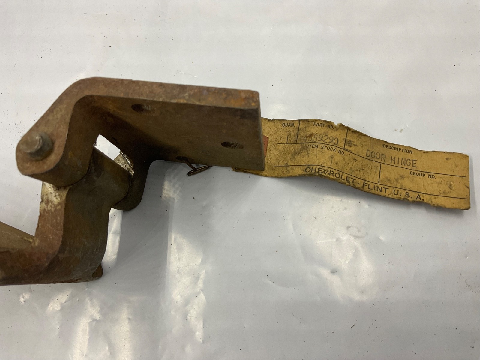 1949-1952 Chevrolet Door Hinge NOS 4559290 With Original Tag Still Attached