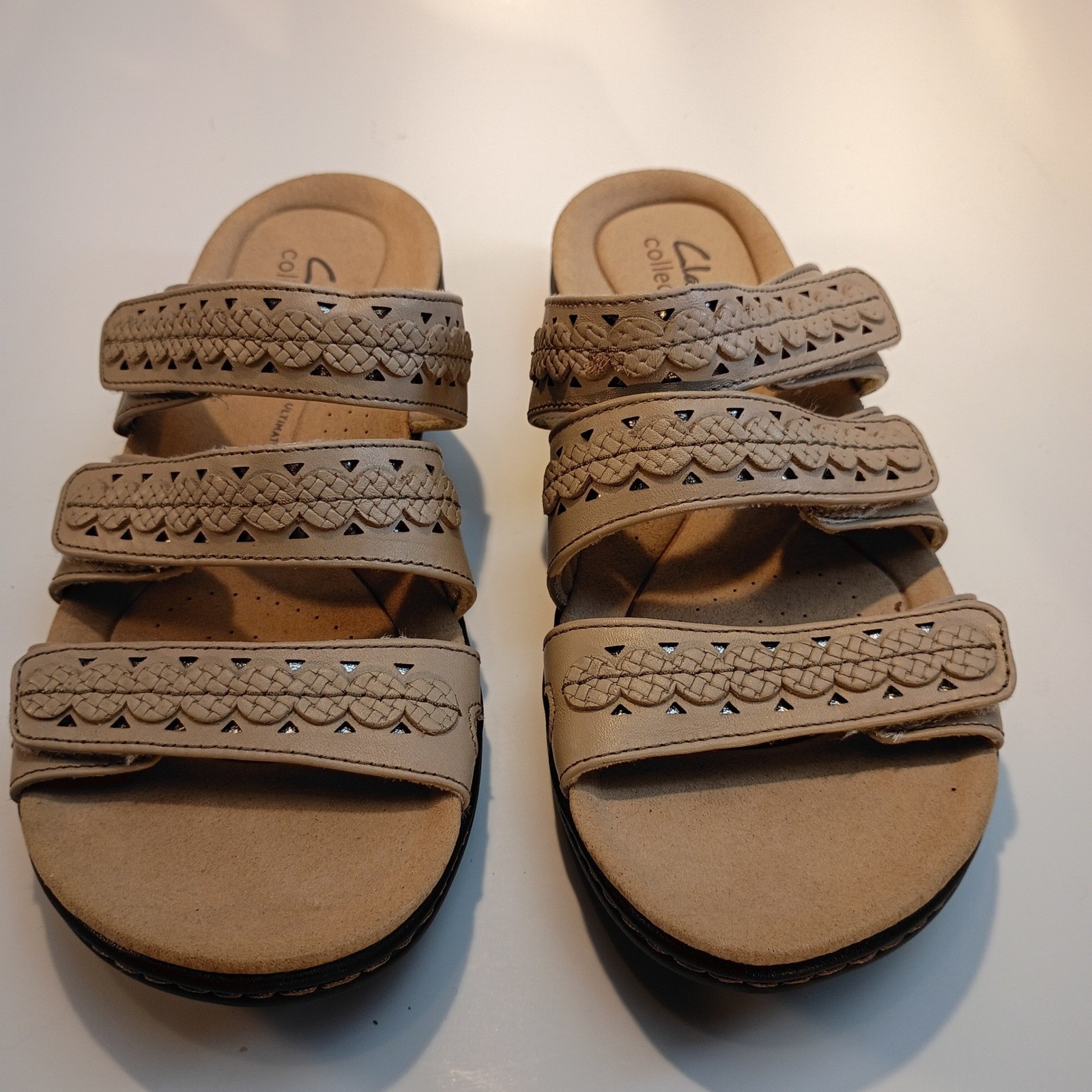 Clarks Collection Leisa Janna Sandal Tan Leather Triple Strap Slide Womens 6 M