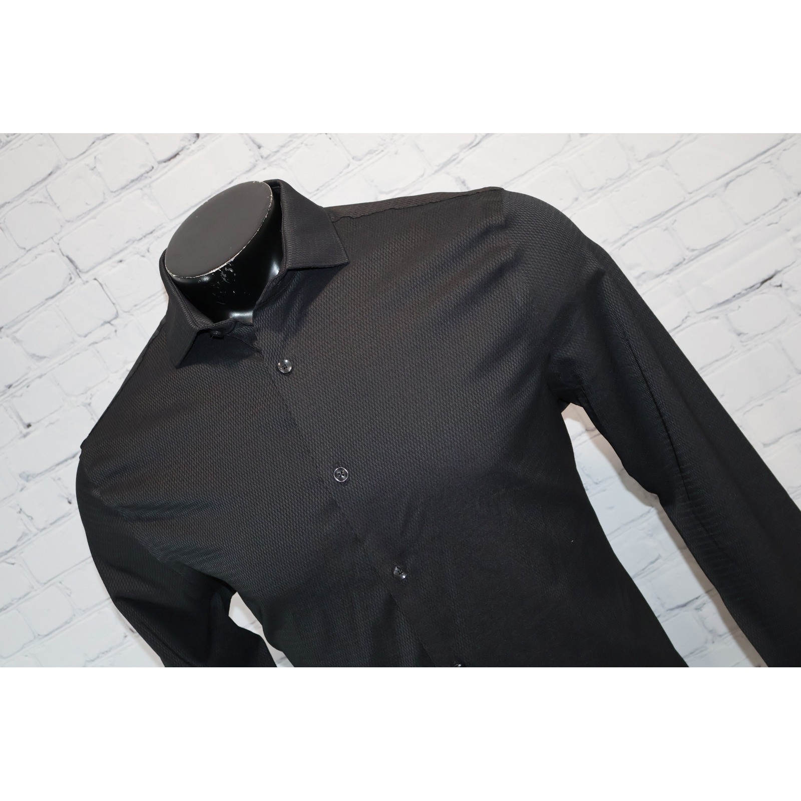 Express Button Up Shirt Mens Medium Black Textured Stretch Polyester Spandex NEW