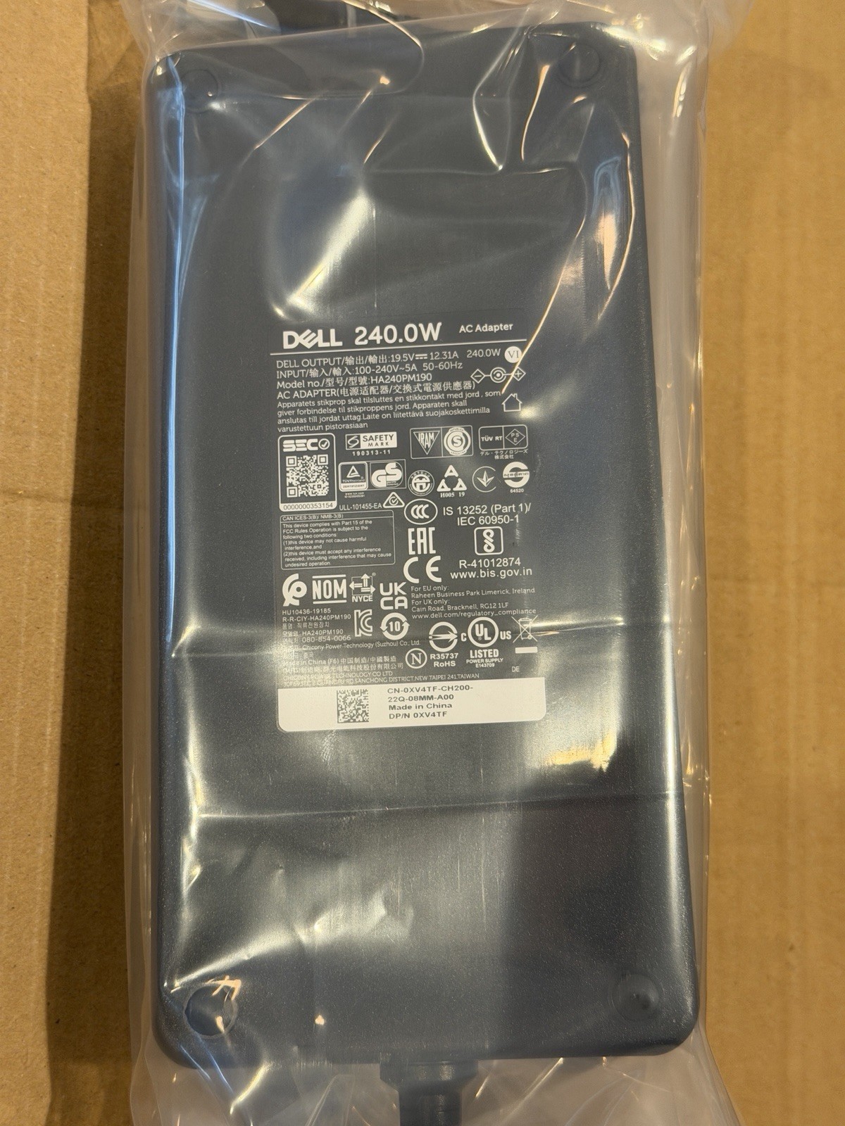 NEW Genuine OEM Dell 240W 19.5V 12.3A AC Laptop Charger HA LA240PM190 PA9E PA-9E NEW Genuine OEM Dell 240W 19.5V 12.3A AC Laptop Charger HA LA240PM190 PA9E PA-9E