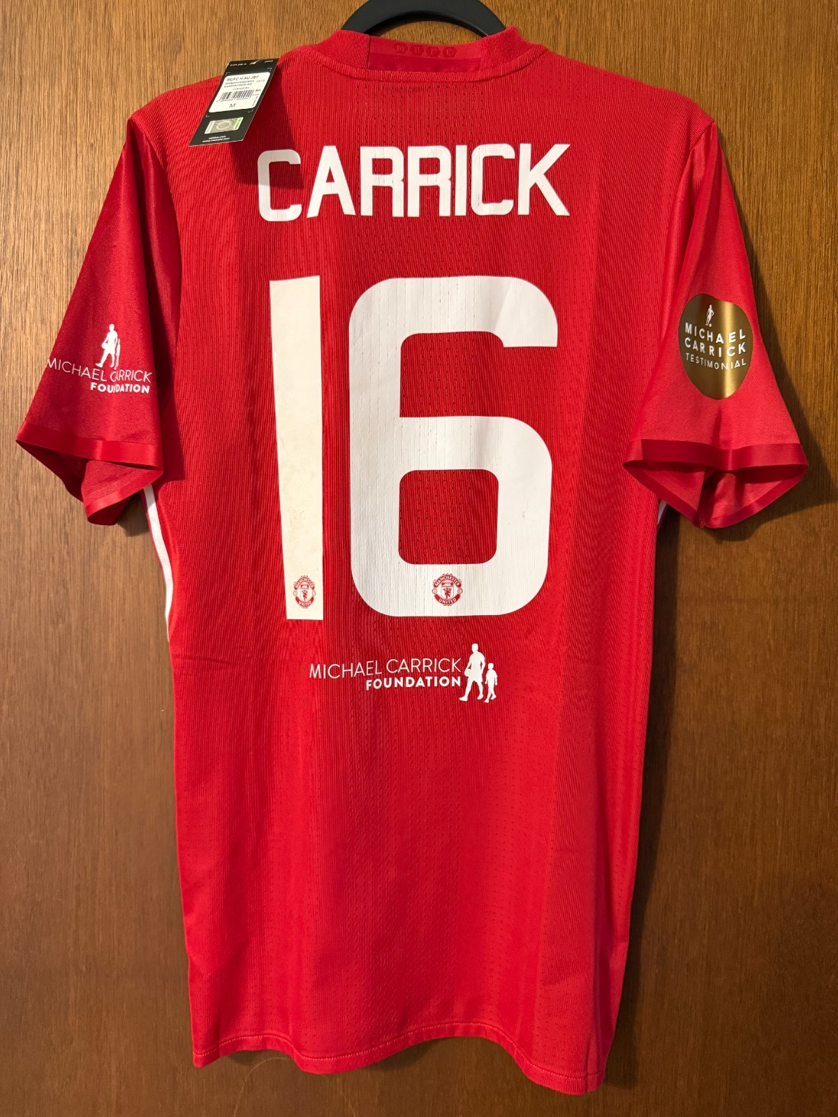 BNWT Player Version #16 Carrick Testimonial Manchester United 2016 2017 shirt