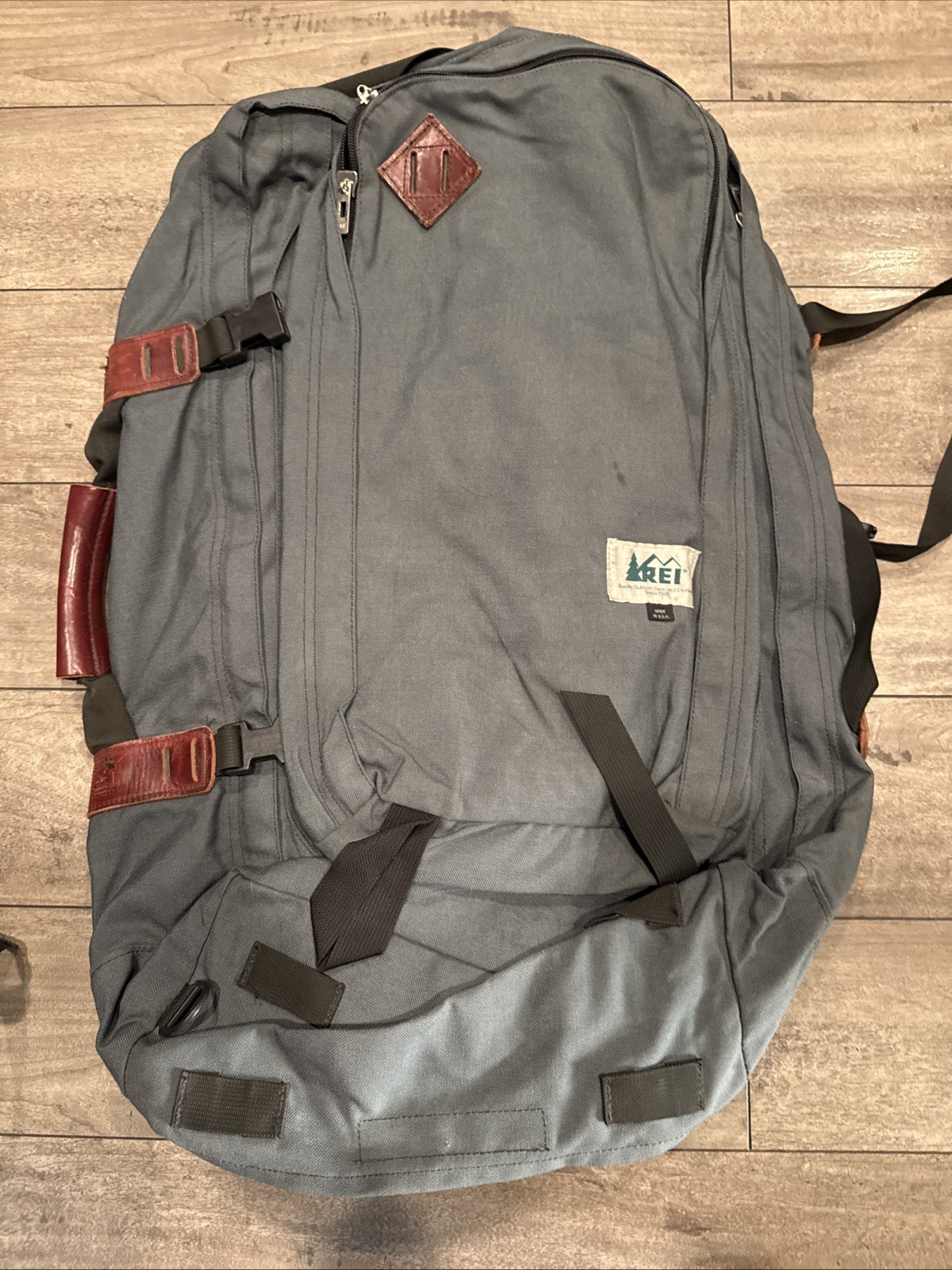 Vintage REU Convertible Travel Bag Duffle Backpack