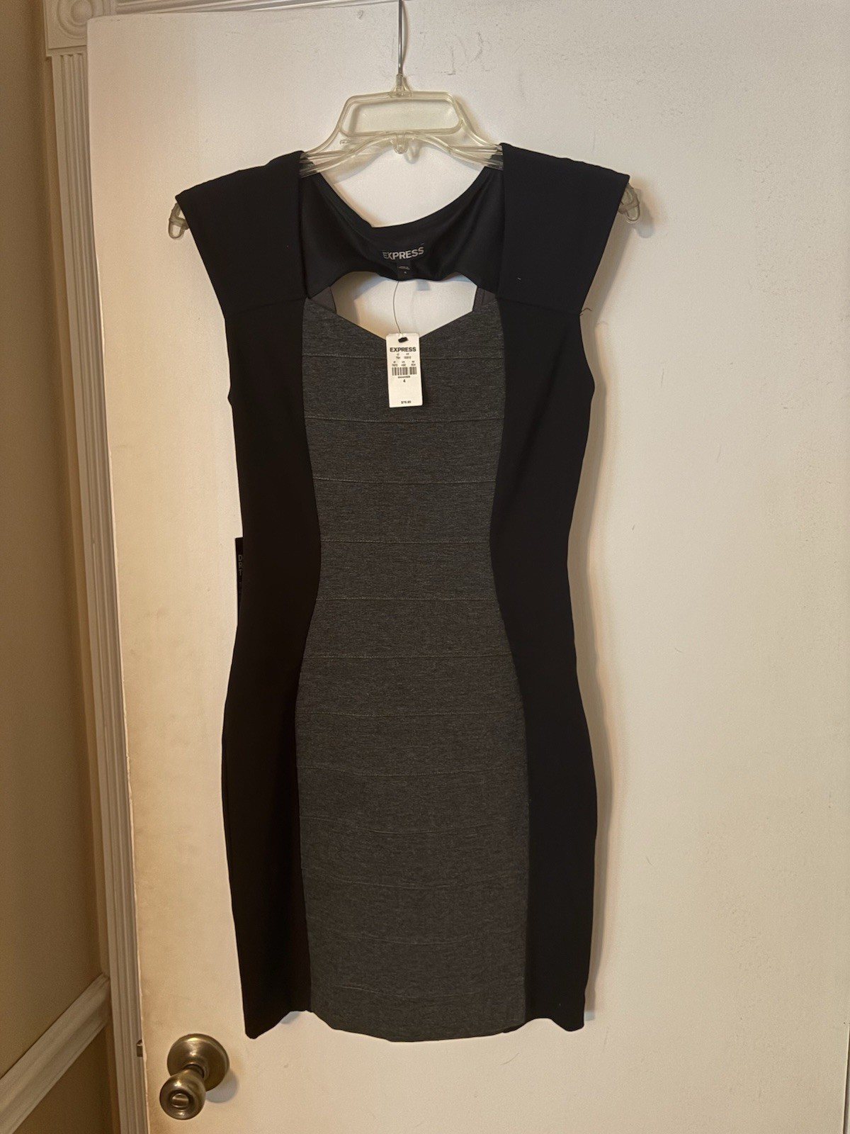 Express Women\'s Black and Gray Sleeveless Mini Dress Size Small NWT