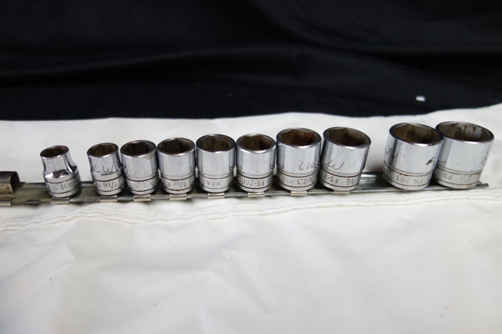 Snap On 10 Piece 6 Pt Socket Set FS-281, 261, 241 ,221, 201, 191,181,161,141,121 Snap On 10 Piece 6 Pt Socket Set FS-281, 261, 241 ,221, 201, 191,181,161,141,121