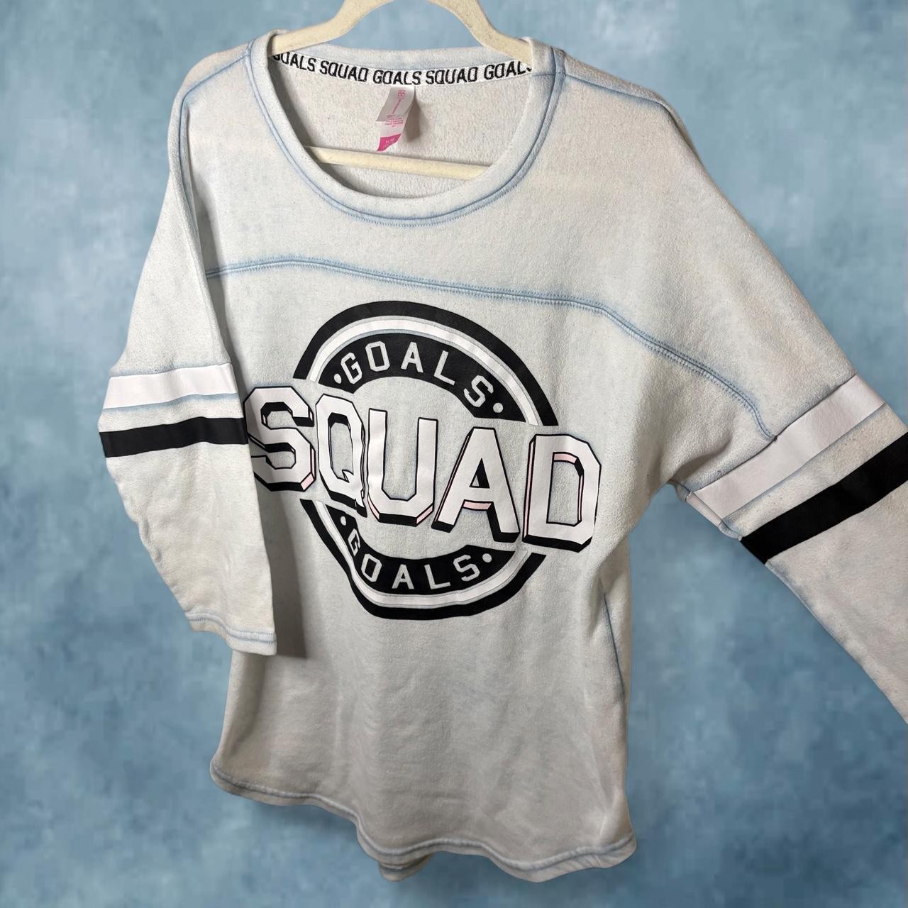 No Boundaries Squad Goals Oversized Jersey Top Women’s XL No Boundaries Squad Goals Oversized Jersey Top Women’s XL