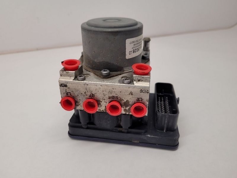 2014-2016 Chevy Silverado 1500 Anti Lock Brake Pump ABS Module Assembly 2014-2016 Chevy Silverado 1500 Anti Lock Brake Pump ABS Module Assembly