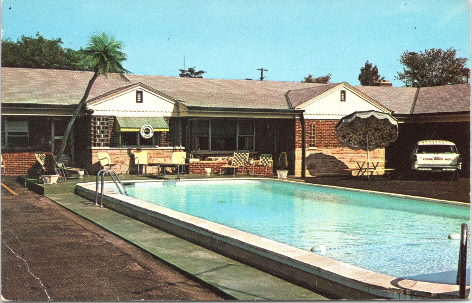 Postcard Erlanger Kentucky Kenton Manor Motel Pool View Company Car (50s or 60s)
