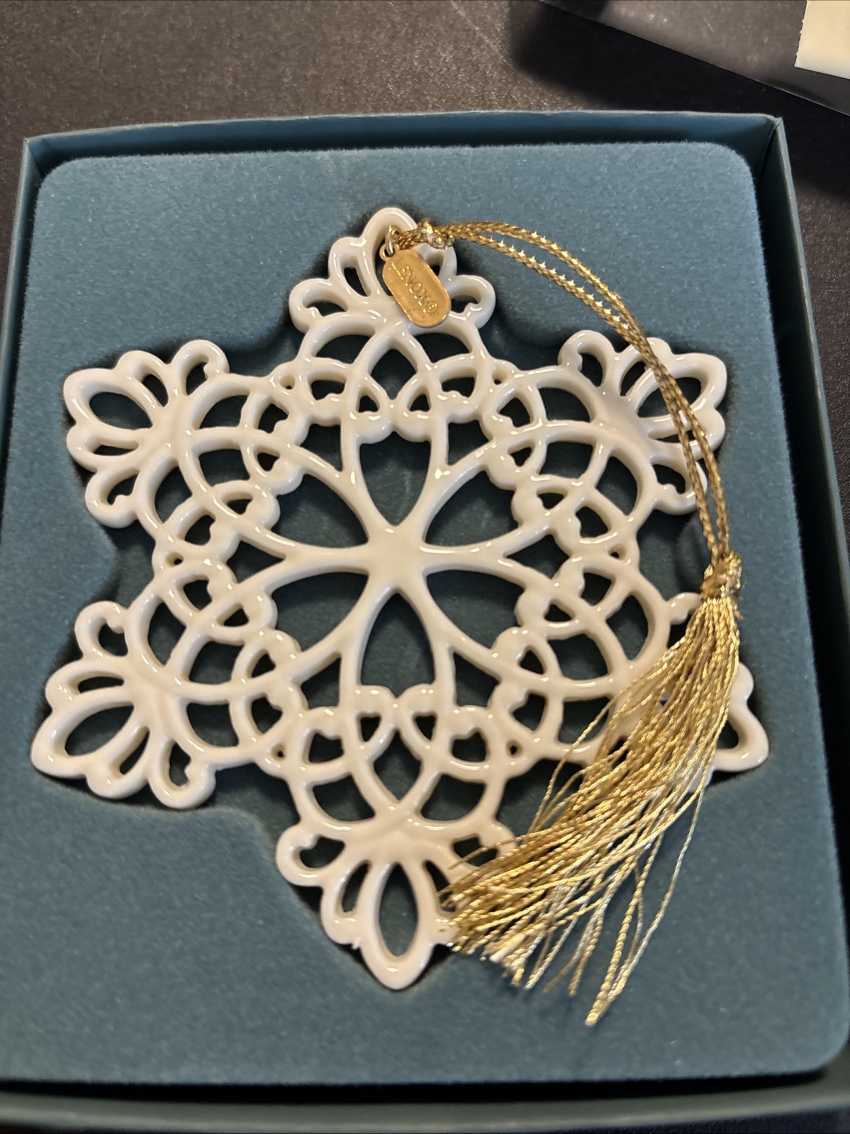 Lenox Annual 1997 Snowflake Christmas Tree Ornament in Box