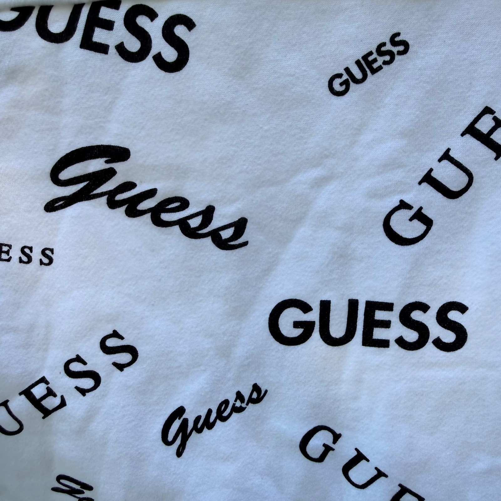Guess Los Angeles Cozy Pamela Fleece Pullover White Black Logo Print XXL Guess Los Angeles Cozy Pamela Fleece Pullover White Black Logo Print XXL