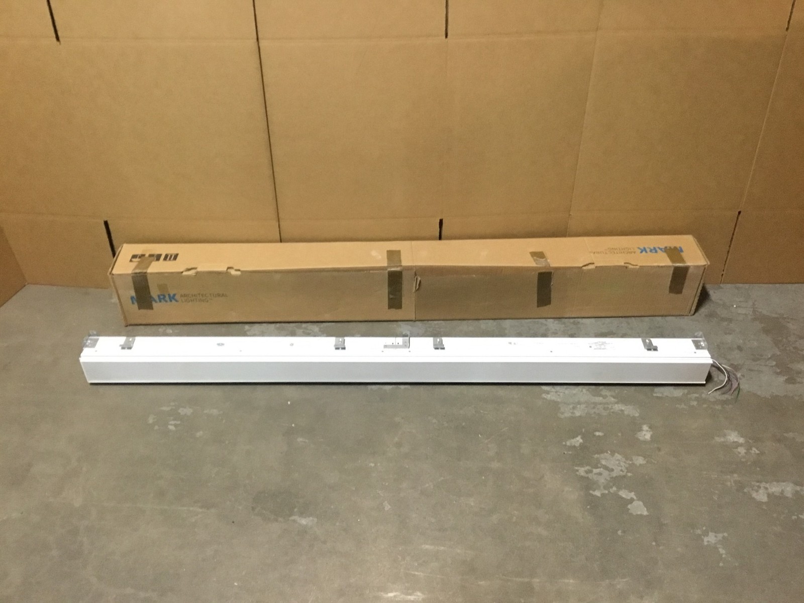 NEW MARK Architectural SL4LR 6ft LED Recessed Linear 277V 35K  QTY