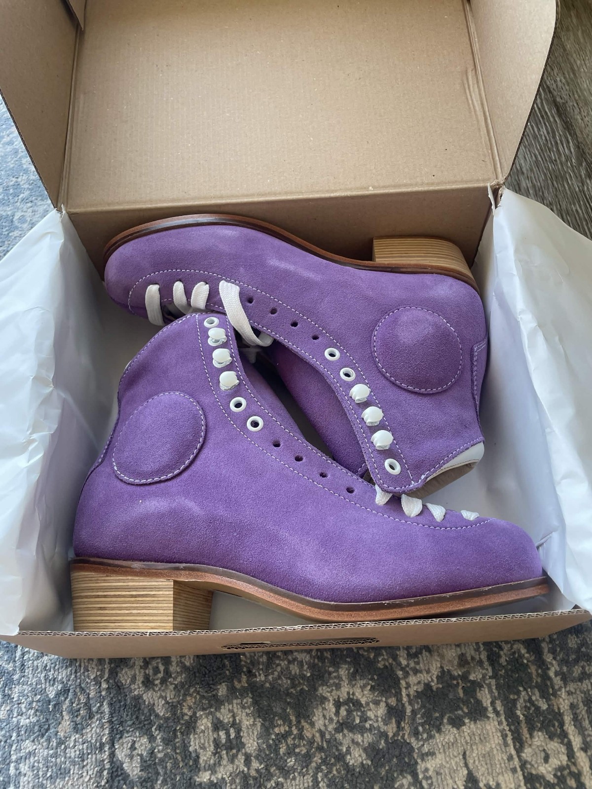 New WIFA Street Suede Skate Boot in Lilac several sizes (big retail discount)