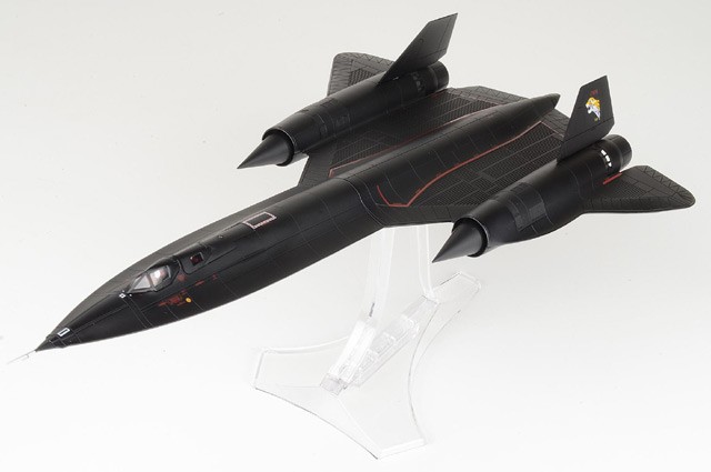 001647 Century Wings SR-71A Blackbird 1/72 Model #61-7976 USAF 9th SRW 001647 Century Wings SR-71A Blackbird 1/72 Model #61-7976 USAF 9th SRW