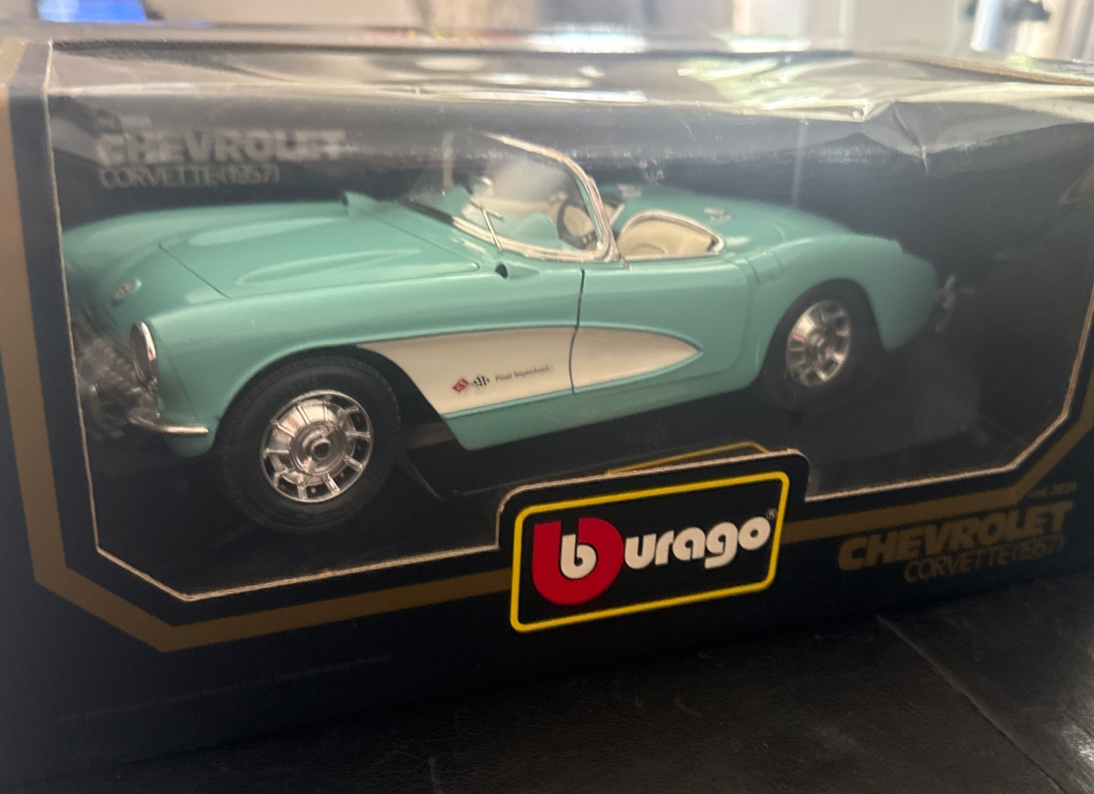 ​Bburago Burago Diamonds 1/18 1957 Chevrolet Corvette Blue Diecast Car Italy NEW