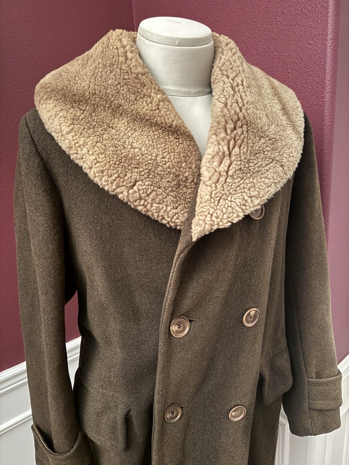 RARE 1910s Belt-Back Shearling Collar Overcoat By Acme 40R Wool Leather Lined