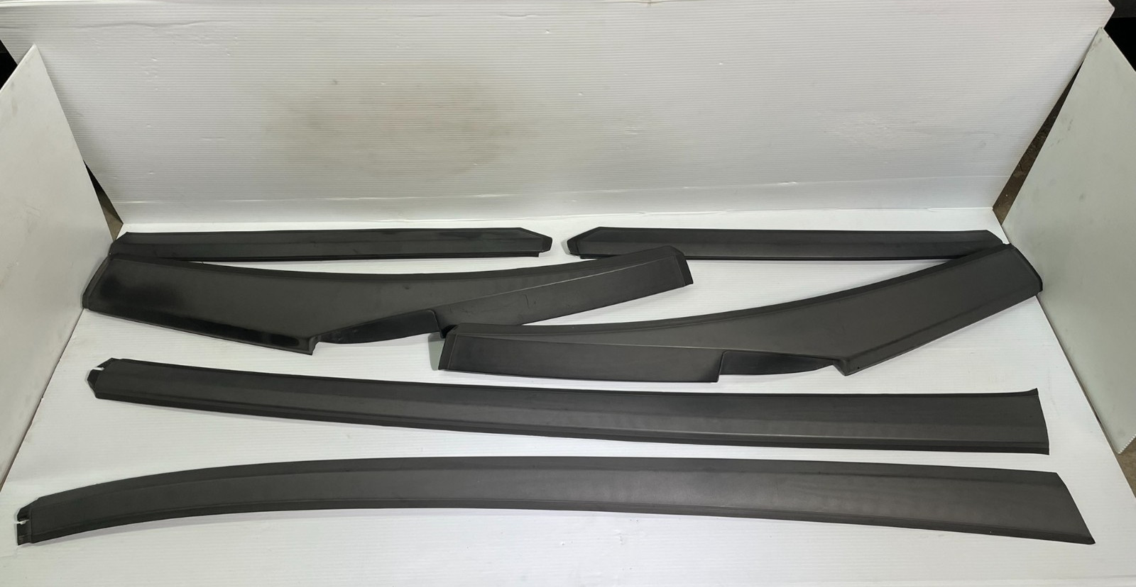 2007 - 2012 Dodge Caliber Upper Roof Moulding Trim Complete 6 pc Set OEM Black